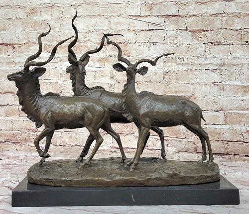 animal sculpture art