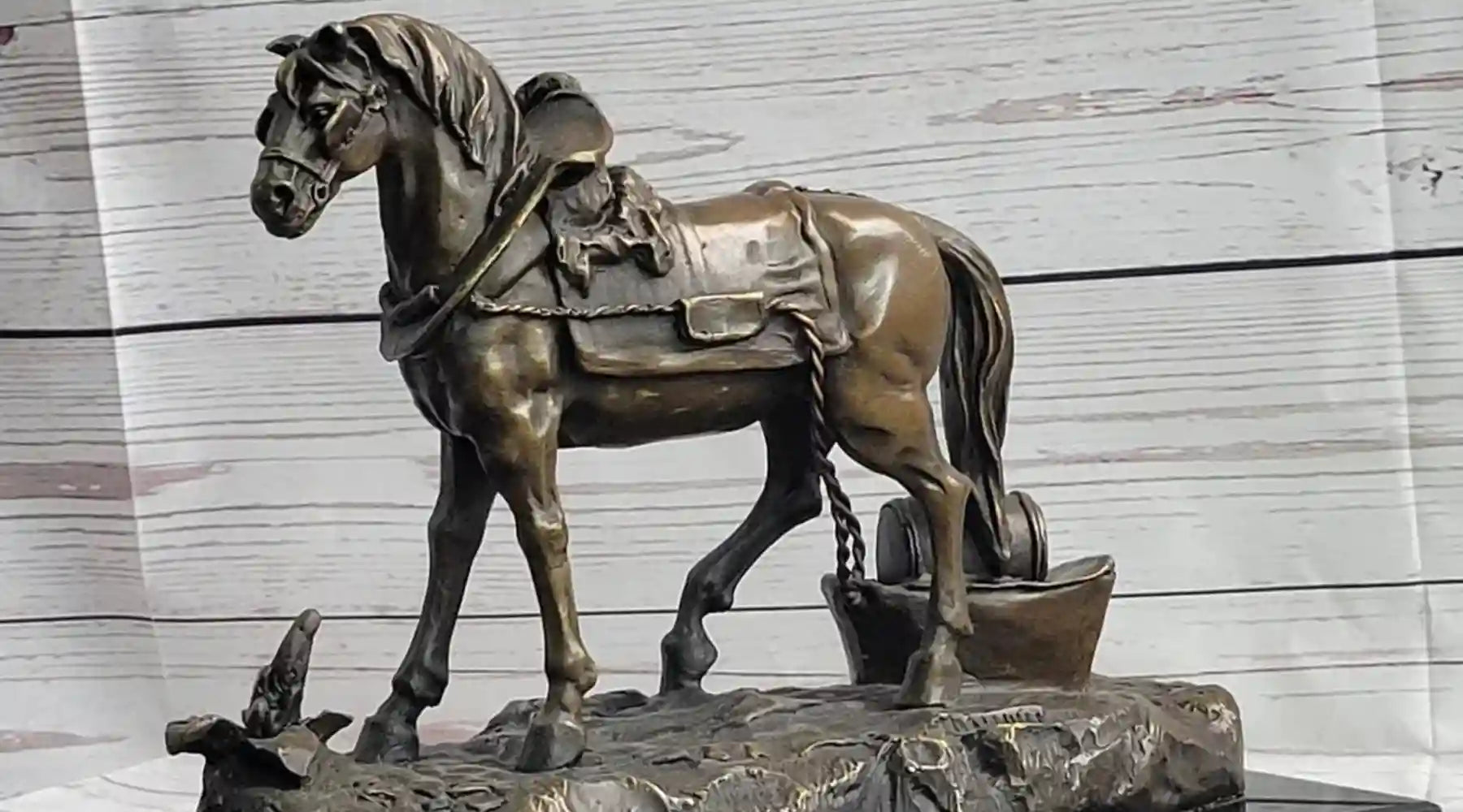bronze horse statue