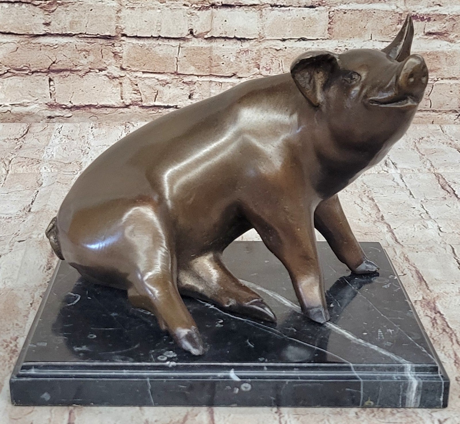 Bronze Art Deco Farm Decor Happy Pig Hand Made Detailed Statue Marble Figure Artwork