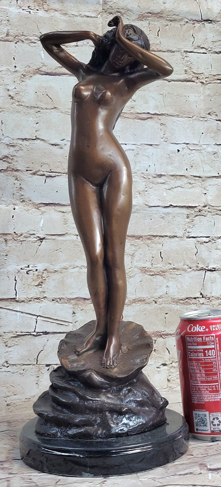 Exclusive Aphrodite Rising Sculpture: A Timeless Collector`s Piece Figure