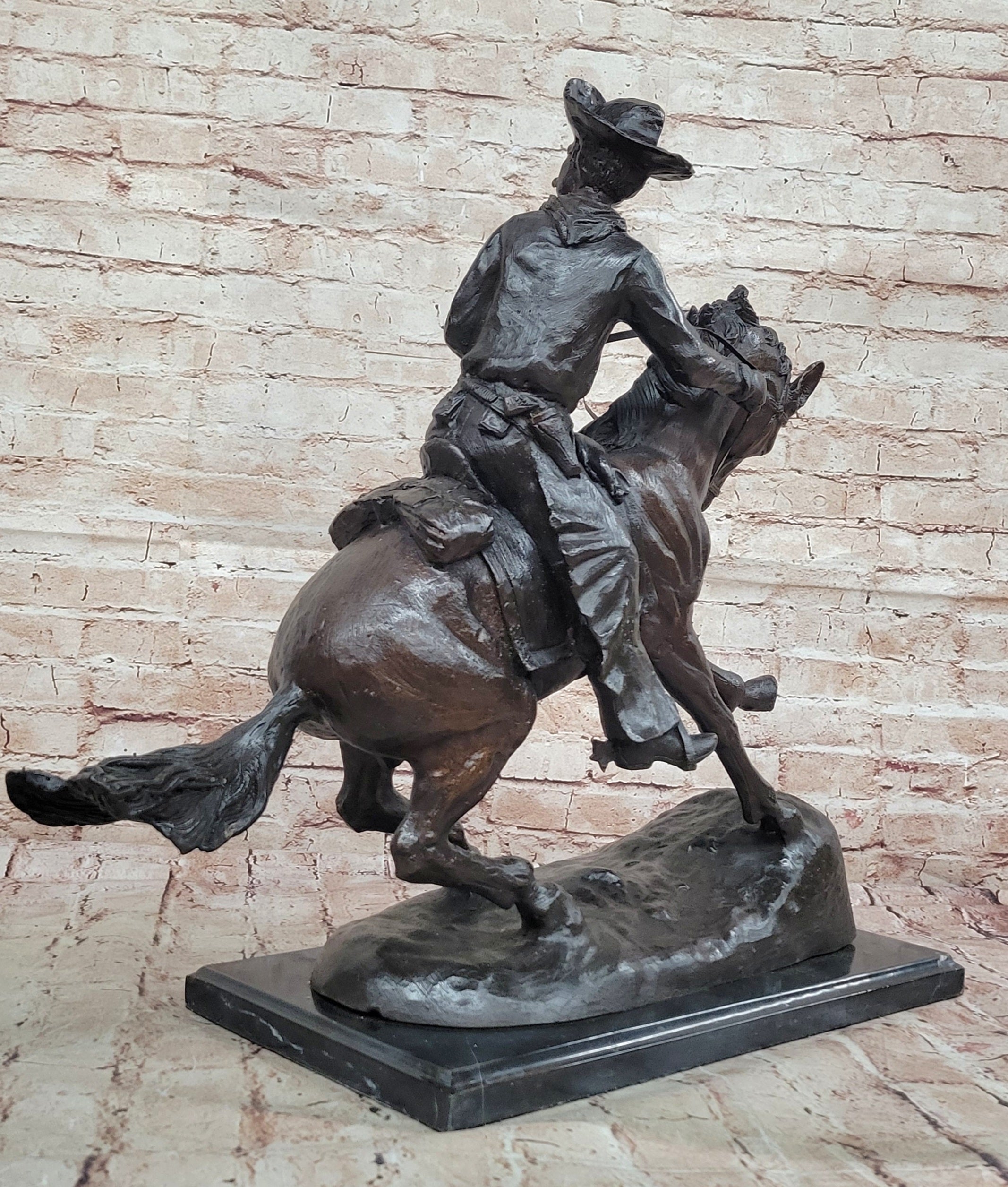 Fredrick Remington "Cowboy on Horse" Western Bronze Sculpture Figurine Figure