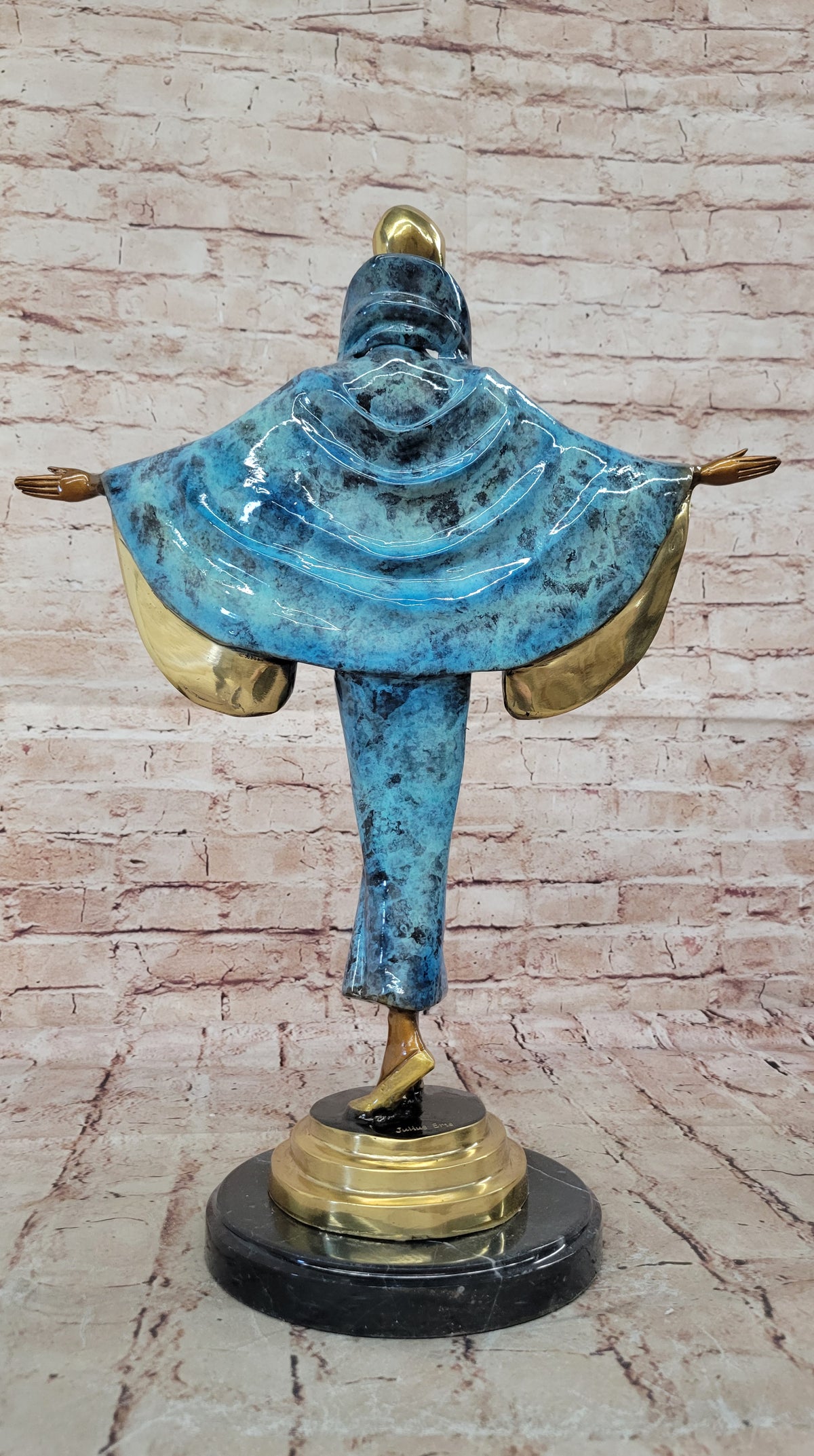 Young Fashion Runway Cute Girl ArtDeco Bronze Sculpture Statue Figurine Figure