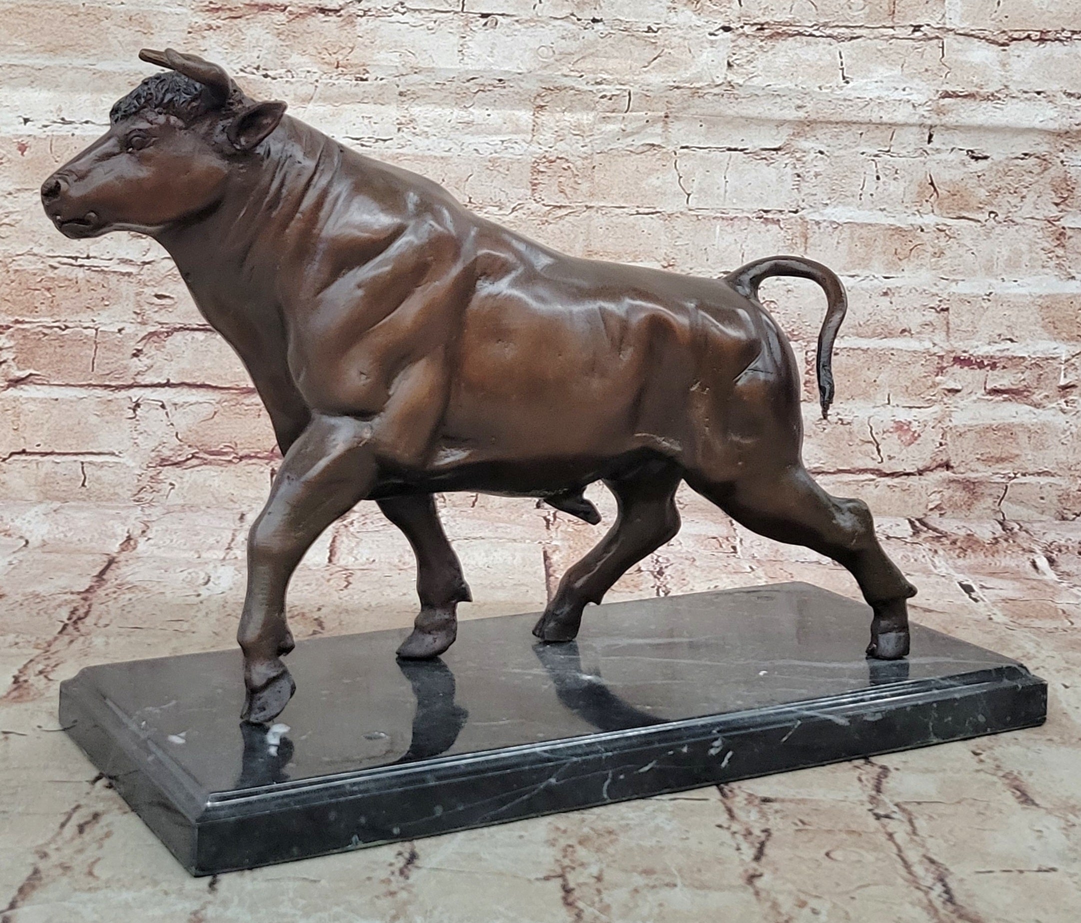 MAJESTIC BRONZE STATUE COW BULL CLASSIC SCULPTURE HOT CAST FIGURINE HOME DECOR