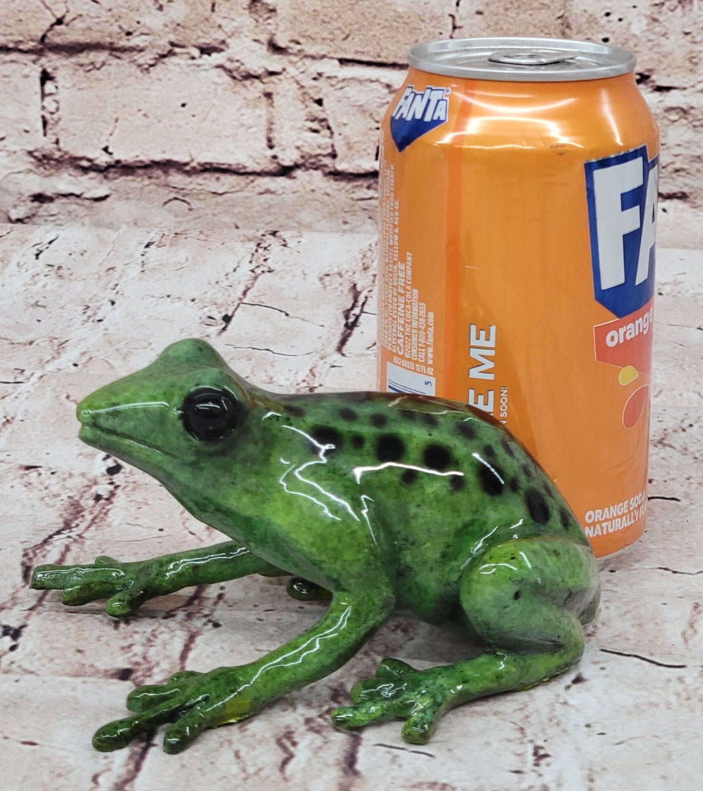 Collectible Bronze Frog Sculpture: Frogman Limited Edition for Garden Decoration