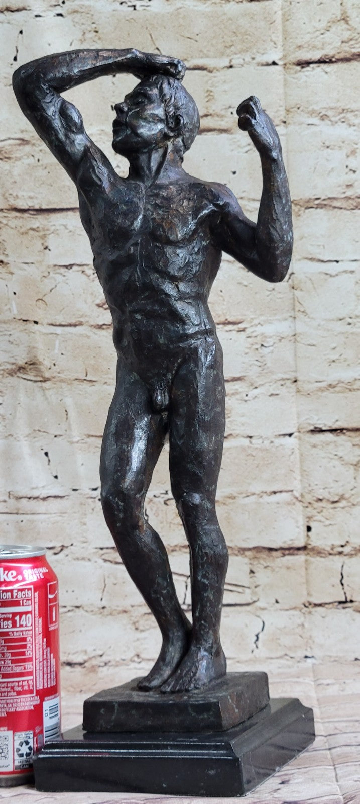 L`âge d`airain- sculpture d`Auguste Rodin- véritable bronze et marbre- Figure