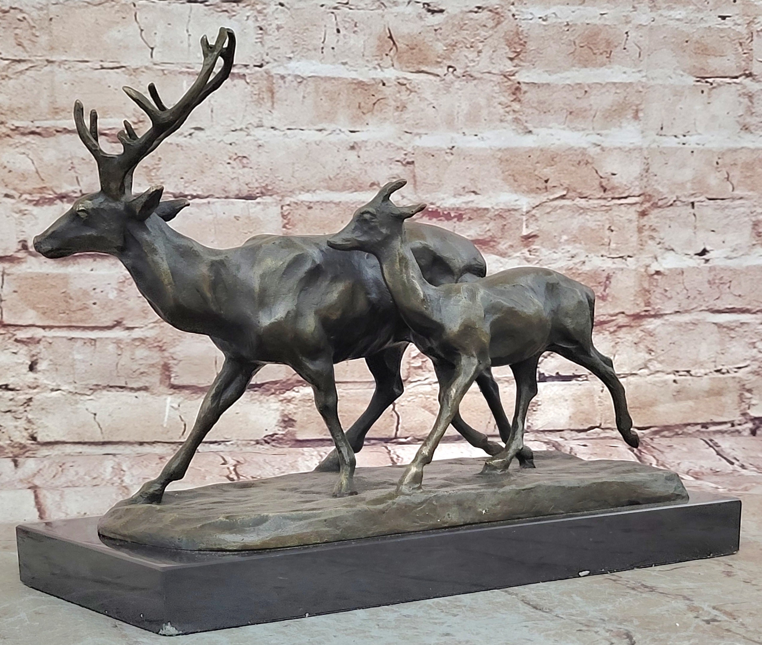 100% Solid Bronze Stag Deer with Baby Masterpiece Sculpture Home Decoration