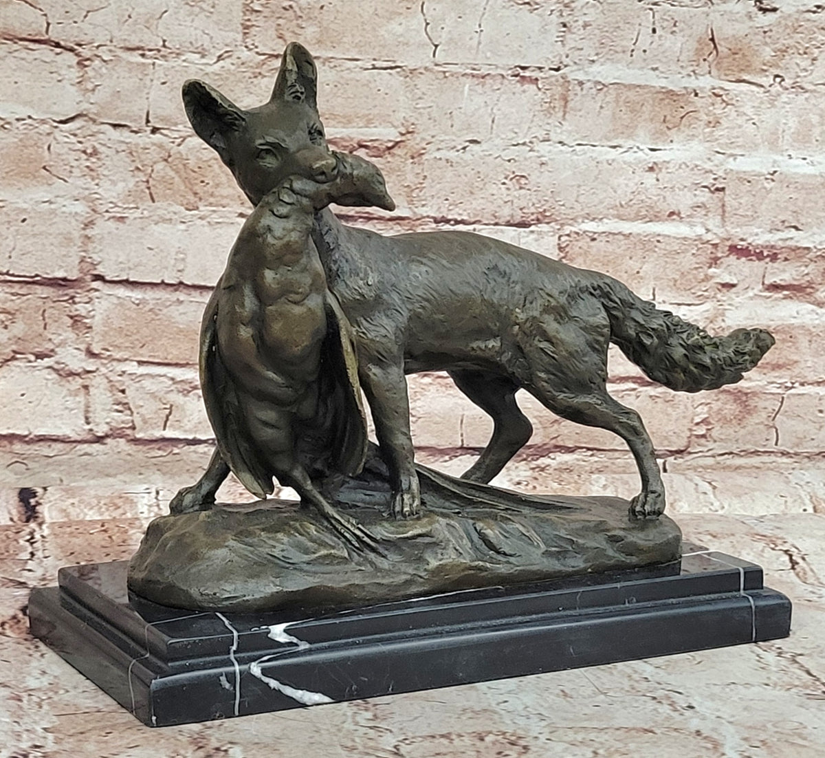 Art Deco Hand Made Hunting Dog with Bird on Marble Base Bronze Statue Figure