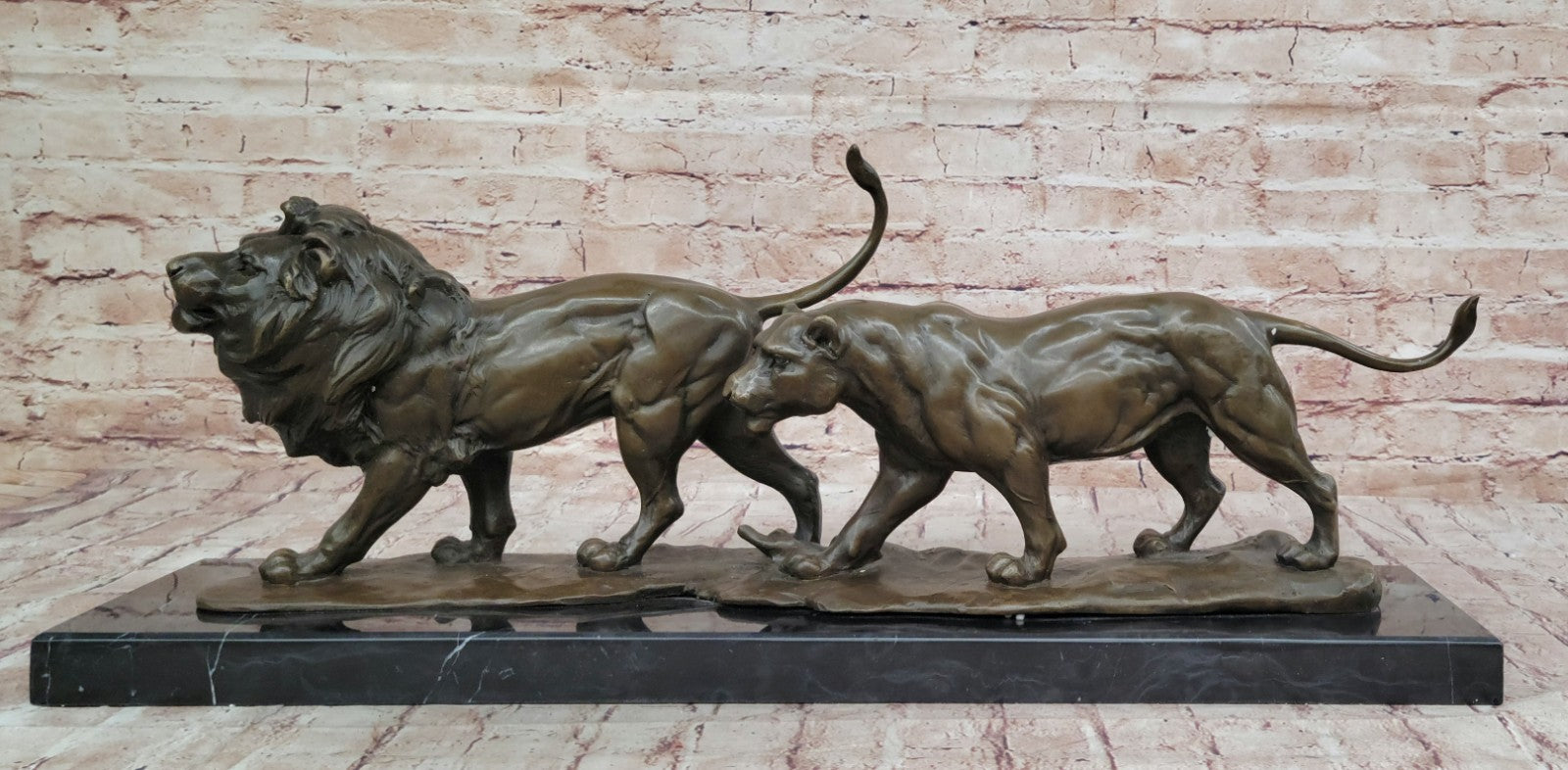 Handcrafted Detailed Pair Lion Made by Lost wax Method Massive 34 Lbs Masterpiec