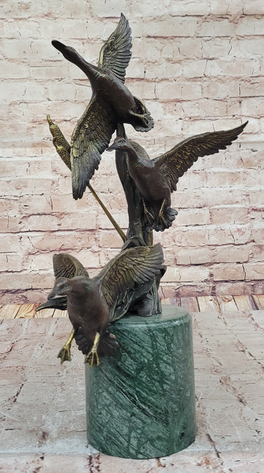 Handcrafted bronze sculpture SALE Hun Marble Art Cabin Wildlife Flight In Duck
