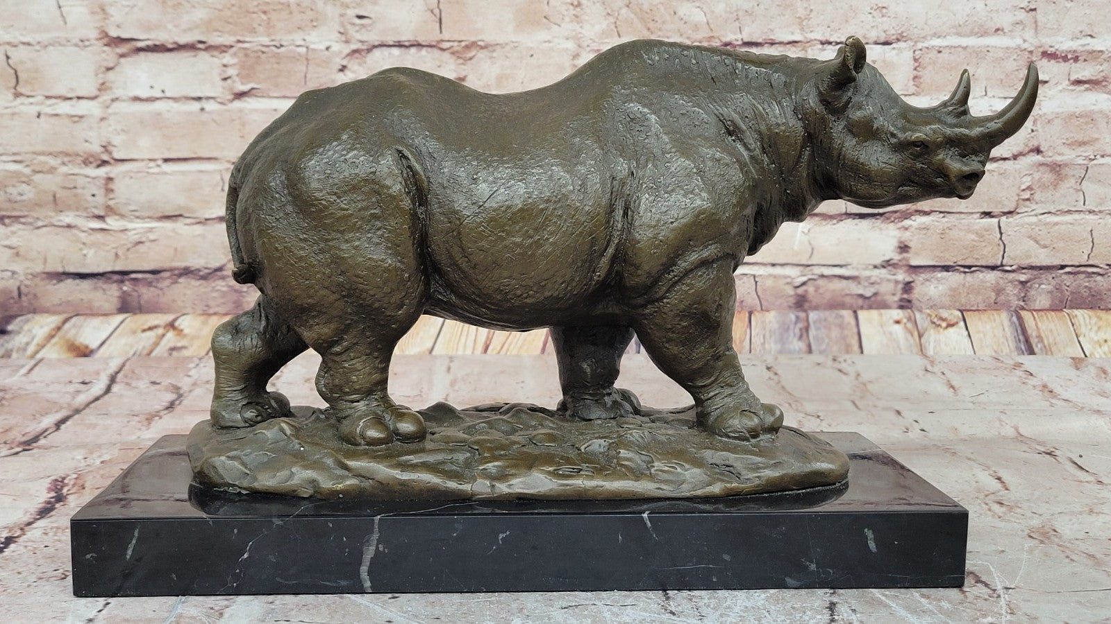 EPTILES BULL OX RHINO RHINOCEROS HORN Art Bronze Sculpture Statue Figurine Deal
