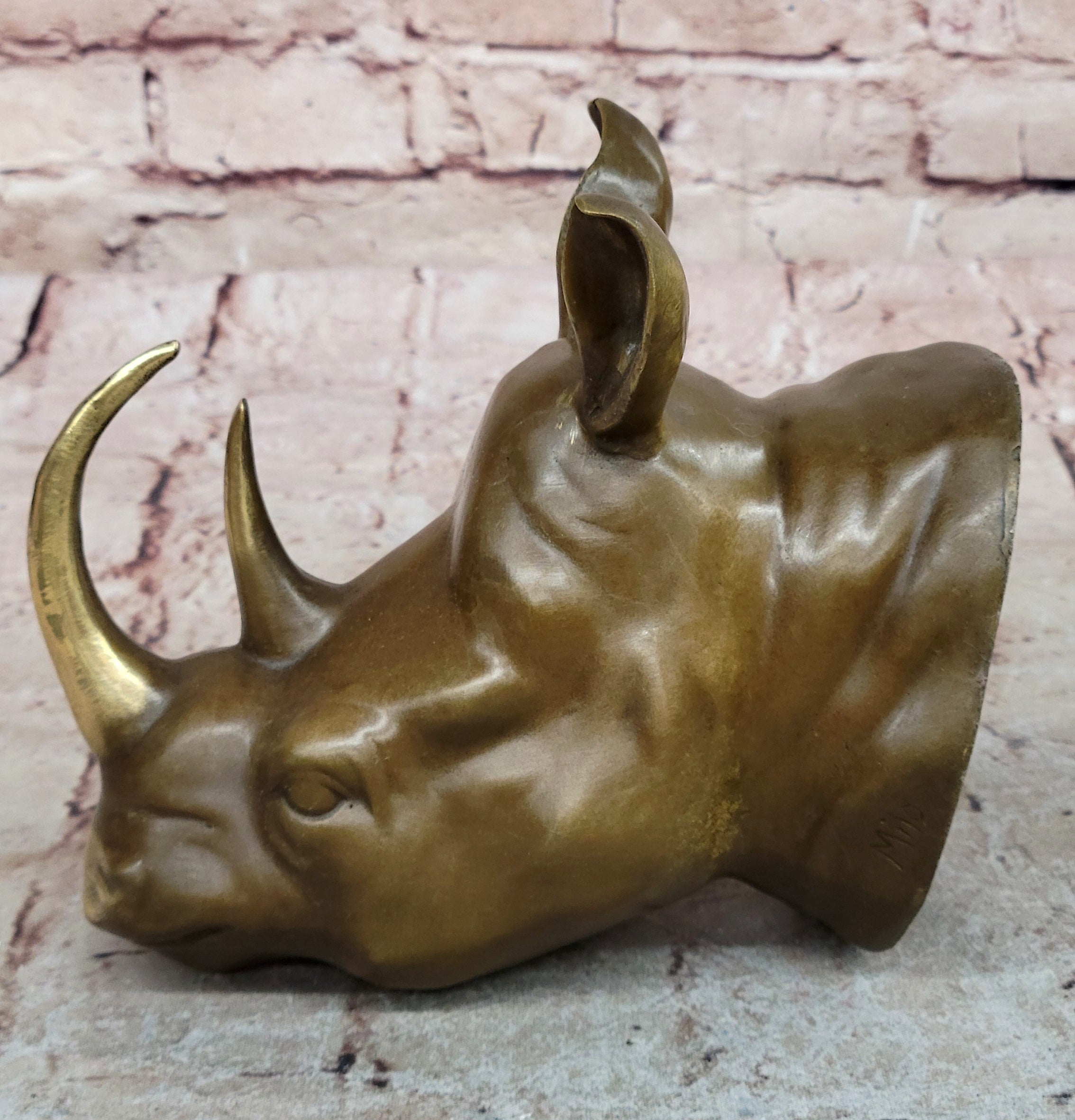 Rhinoceros Figurine Hand Carved Animal Sculpture Bronze Statue Wild Horn