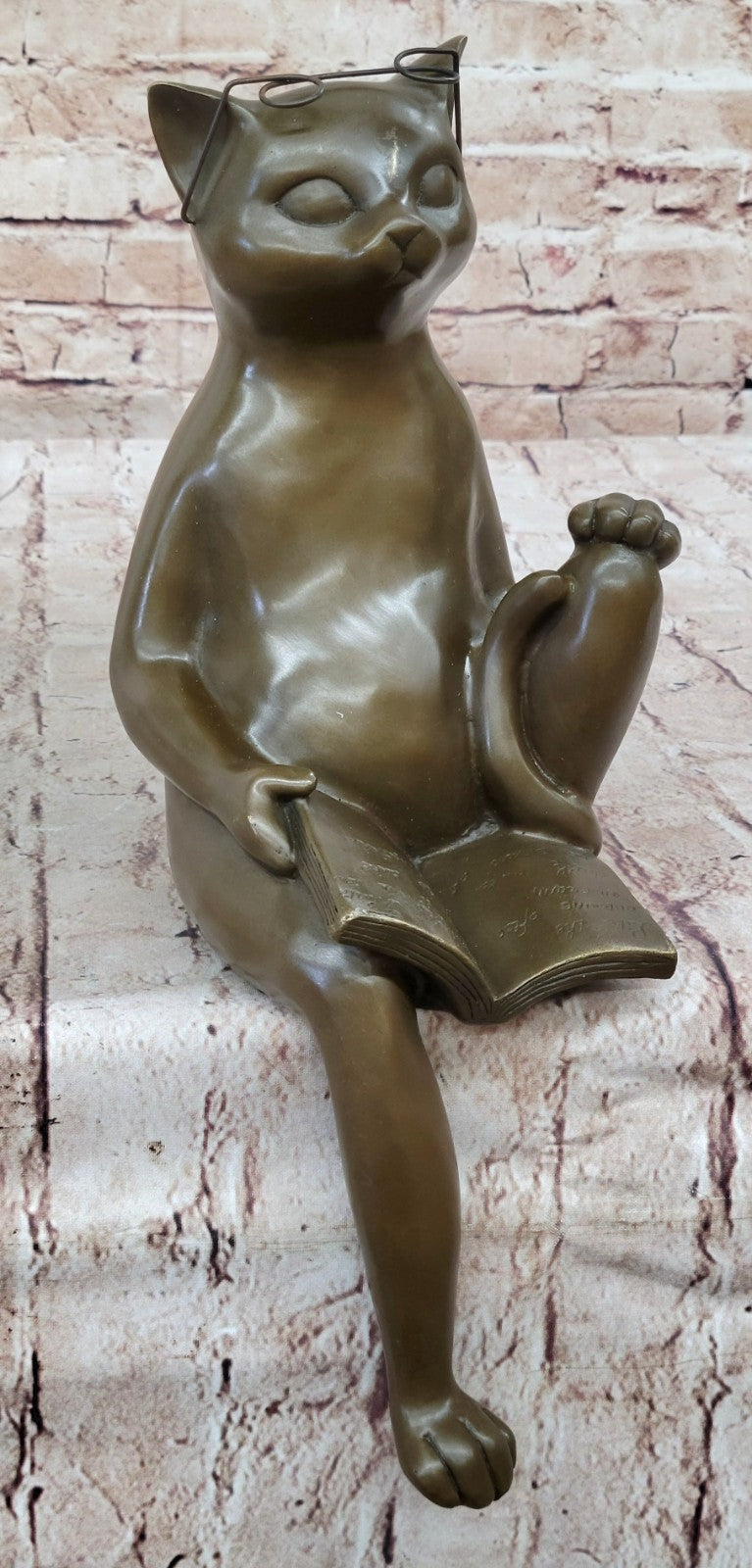 Buy Bronze Cat Reading Sculpture – Indoor/Outdoor Gift Figurine
