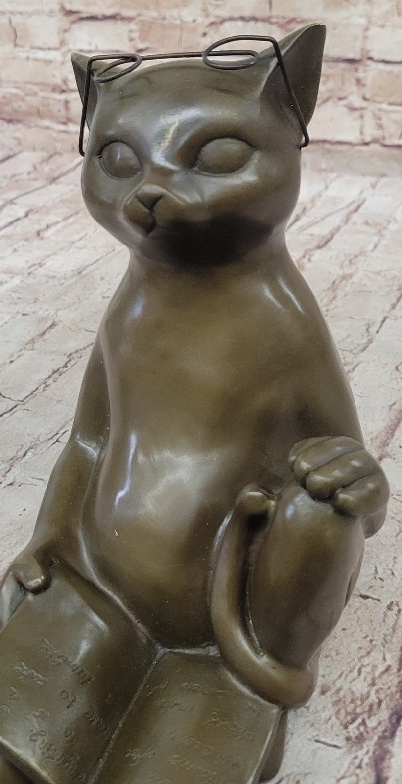 Buy Bronze Cat Reading Sculpture – Indoor/Outdoor Gift Figurine