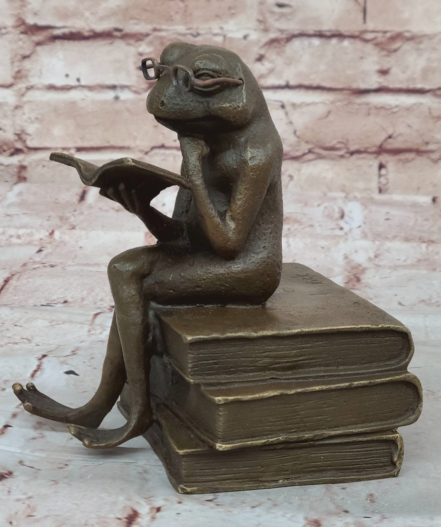 Bronze Frog on Stack of Books Reading a Book ~ Fantastic Patina ~ Frog Collectors