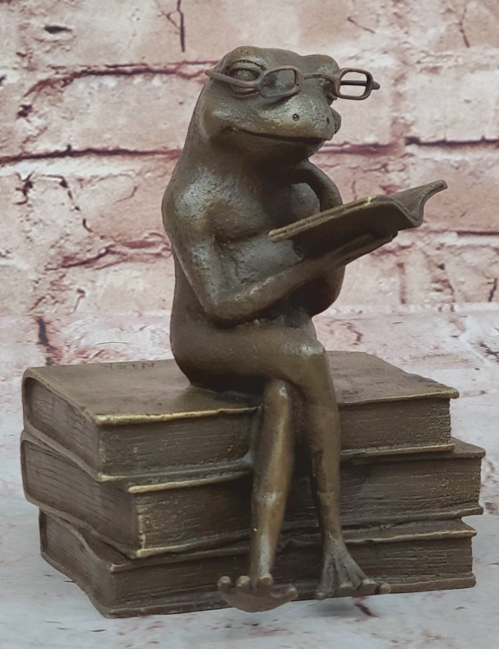 Bronze Frog on Stack of Books Reading a Book ~ Fantastic Patina ~ Frog Collectors