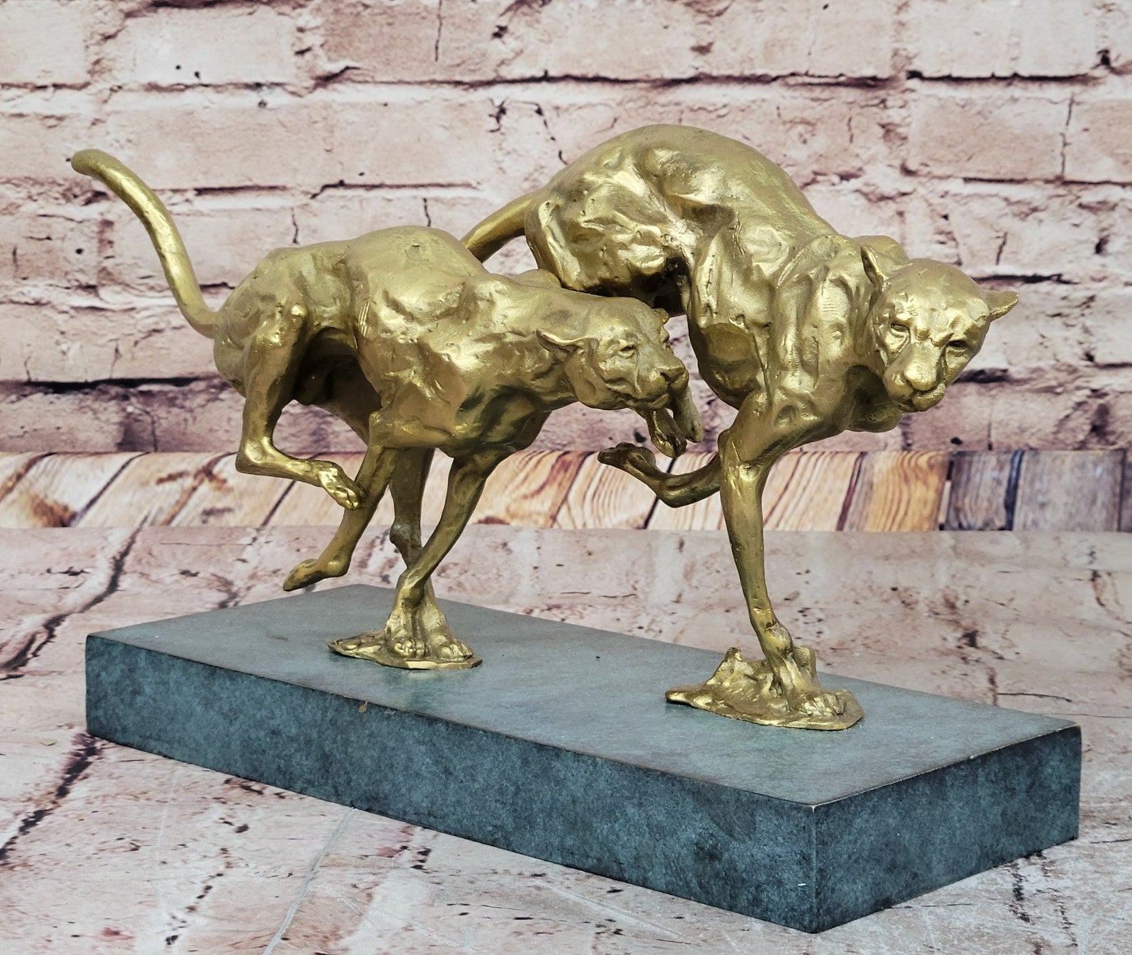 Wildlife Bronze Statue of a Cougar Jaguar Leopard Elegant Home Decoration Artwork