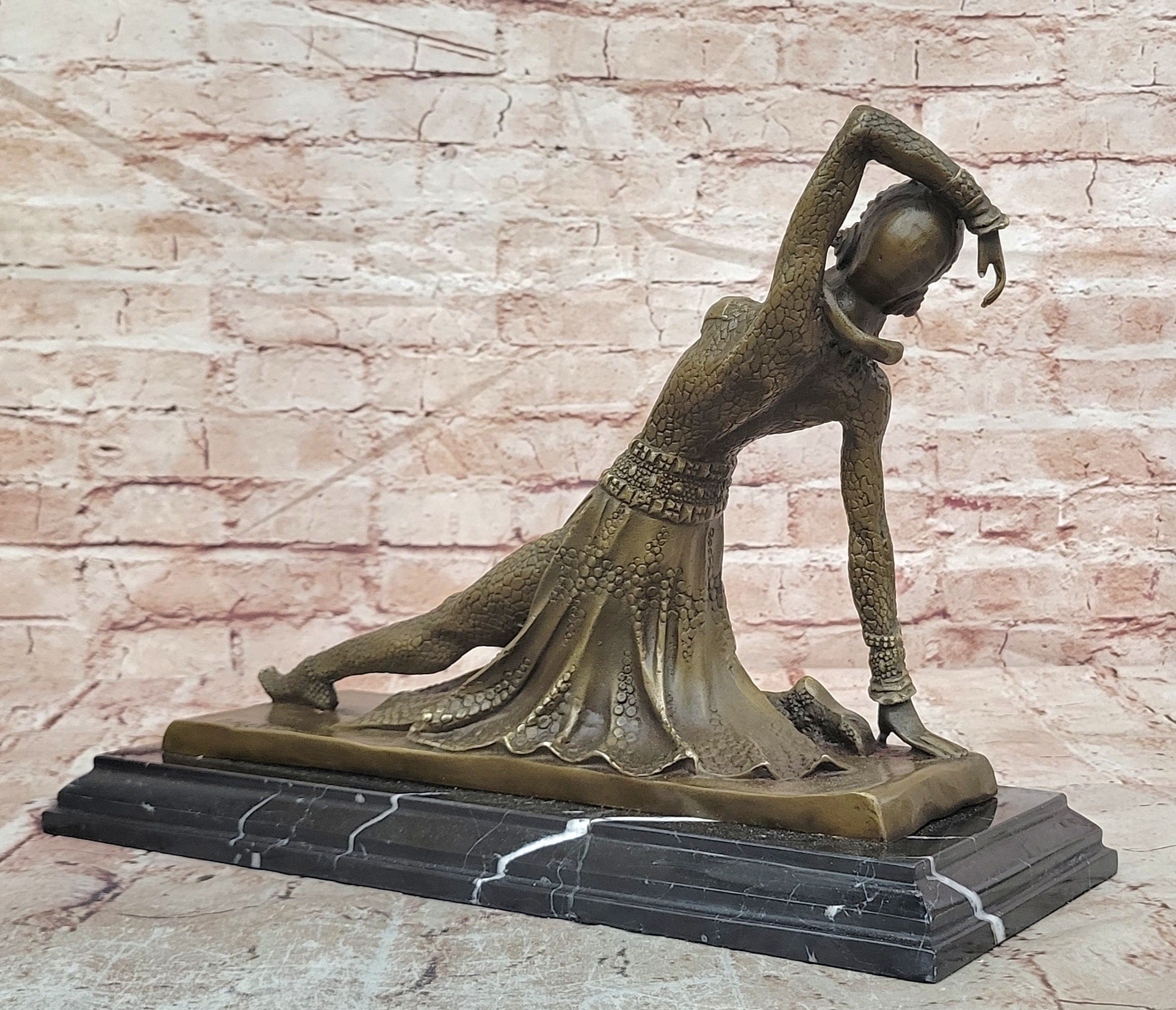 Handcrafted bronze sculpture SALE Dancer Girl Show Deco Art Hot Cast Figurine