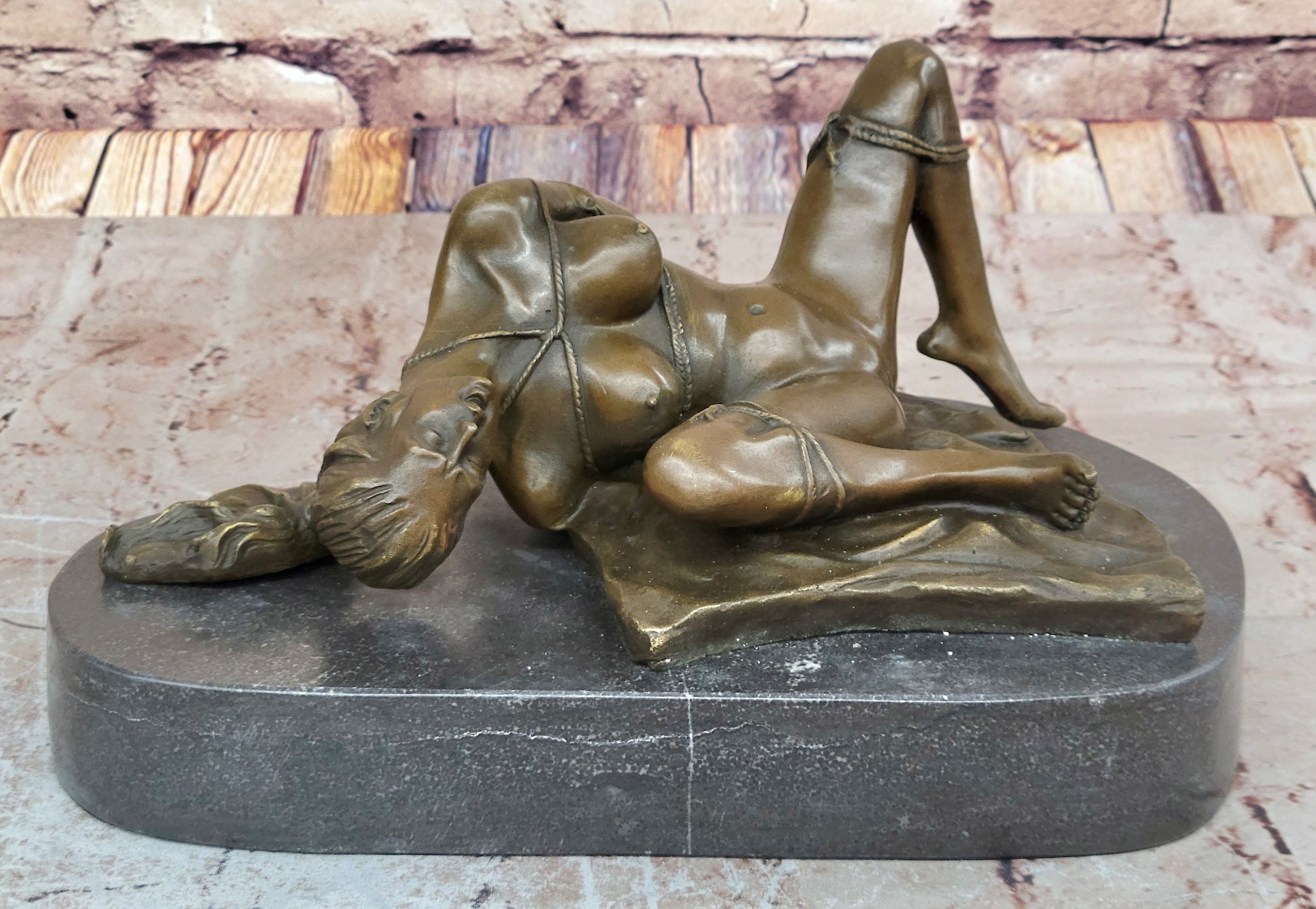 EROTIC CLASSIC ARTWORK NUDE GENUINE HOTCAST BRONZE STATUE GIRL FIGURE SEE ITEMS