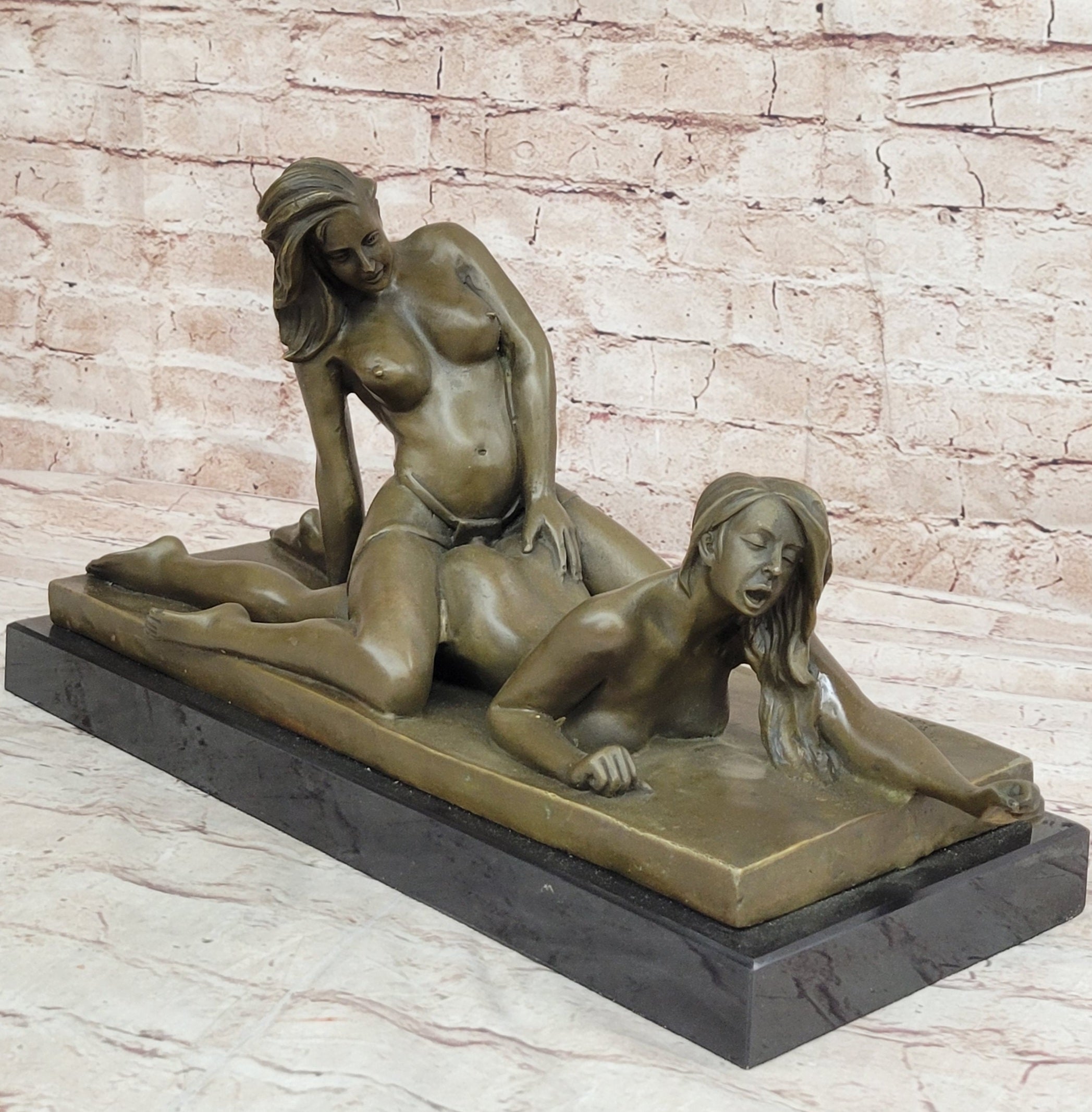 Erotic Sexy Nude Hand Made Lady Girl .. Bronze Women Sculpture Statue deco