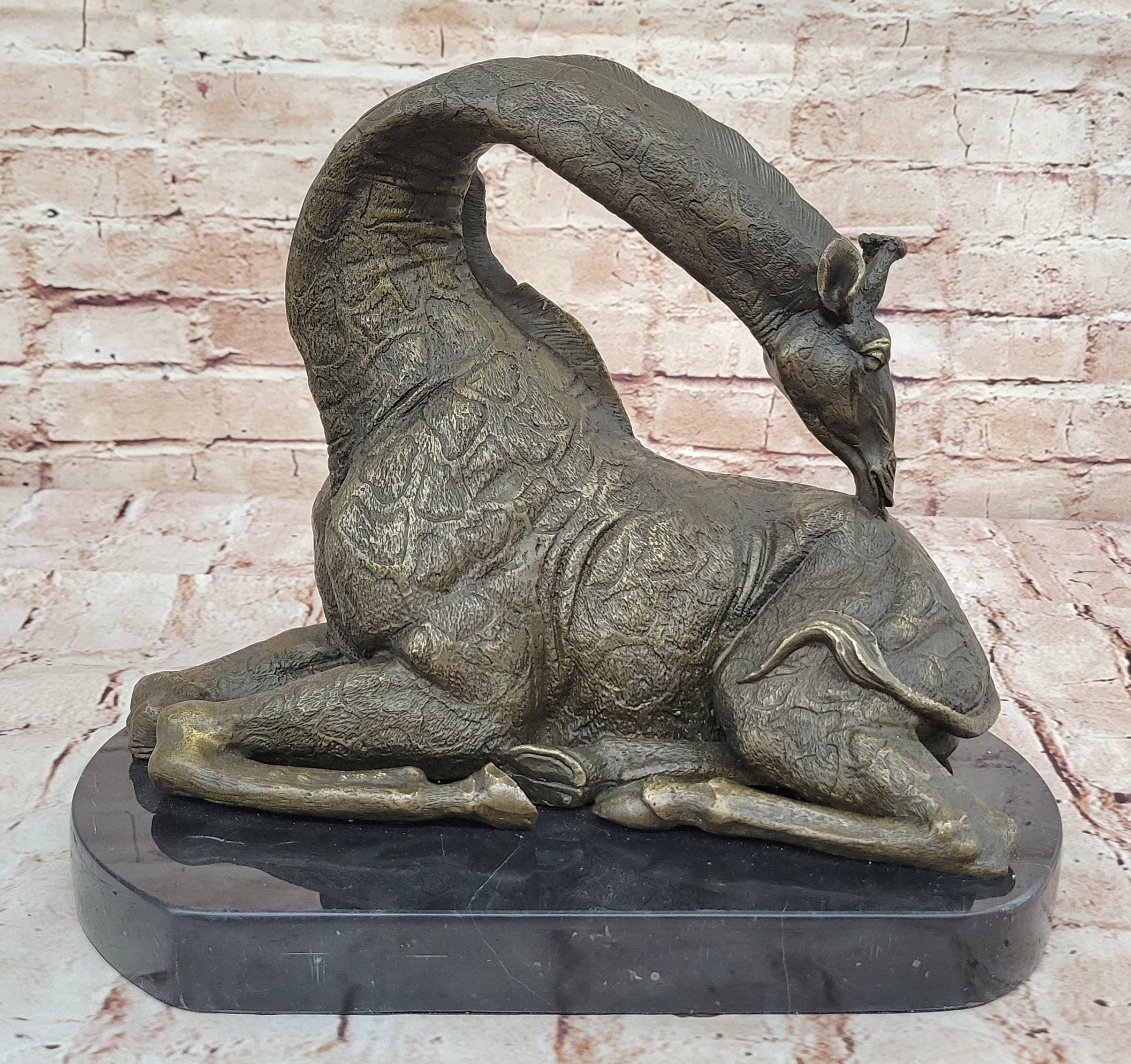 Original Signed African Graceful Giraffe Sitting Bronze Sculpture Marble Deco