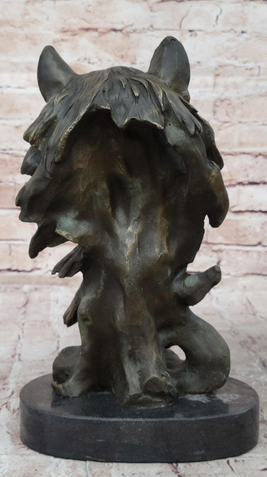 Bronze Sculpture, Hand Made Statue Animal "Wolf Howling At The Moon Figurine Art