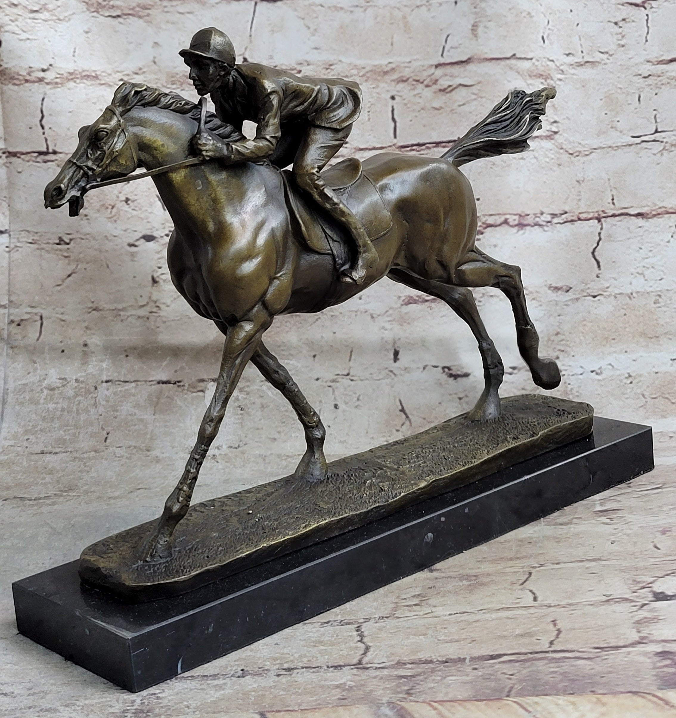 Bronze Sculpture Great Detail a Jockey and Thoroughbred Horse Hot Cast Decor Art