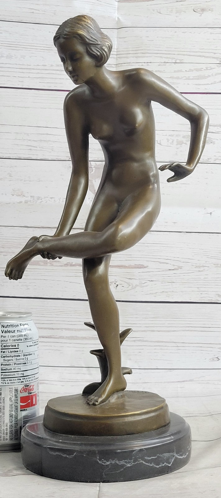 Nude Lady Bronze Statue – Elegant Art Deco Woman Sculpture for Garden, Pool, Pond, or Lake
