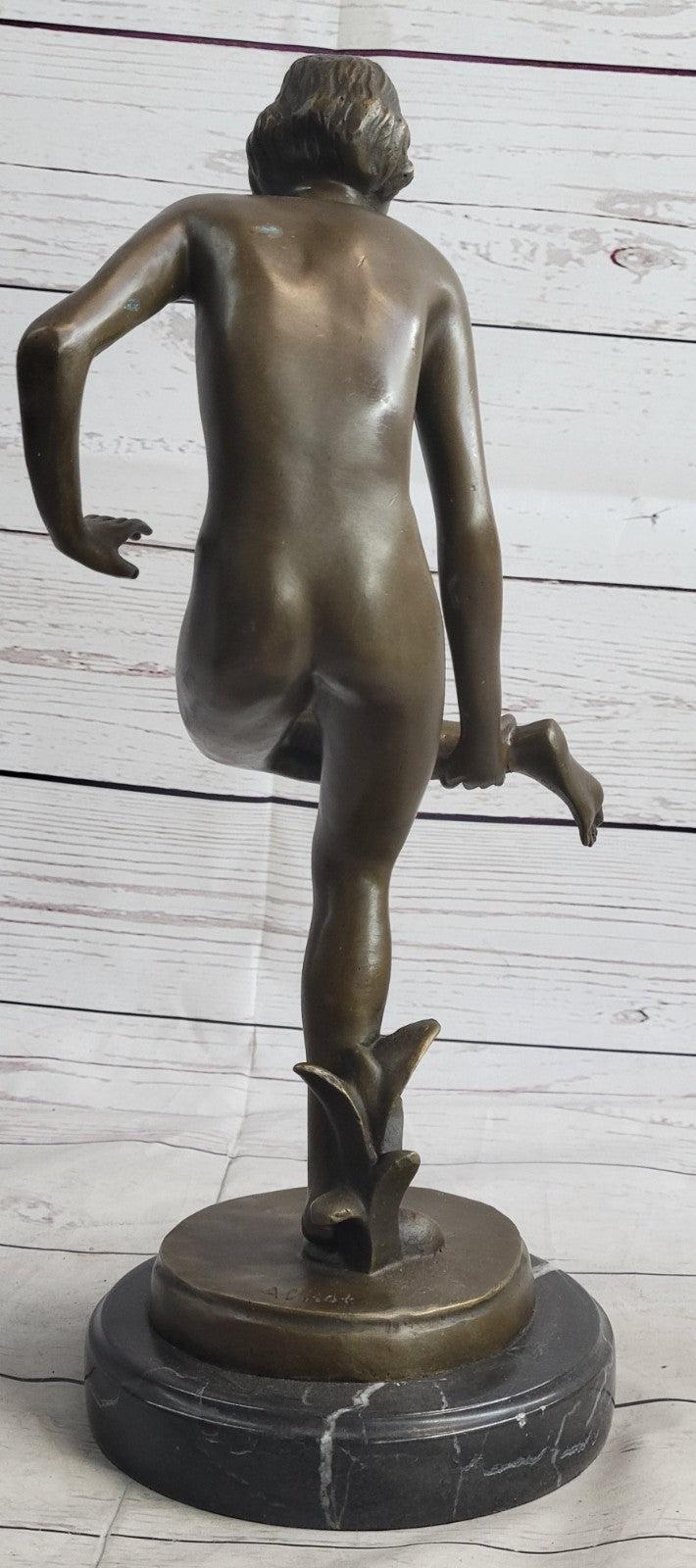 Nude Lady Bronze Statue – Elegant Art Deco Woman Sculpture for Garden, Pool, Pond, or Lake