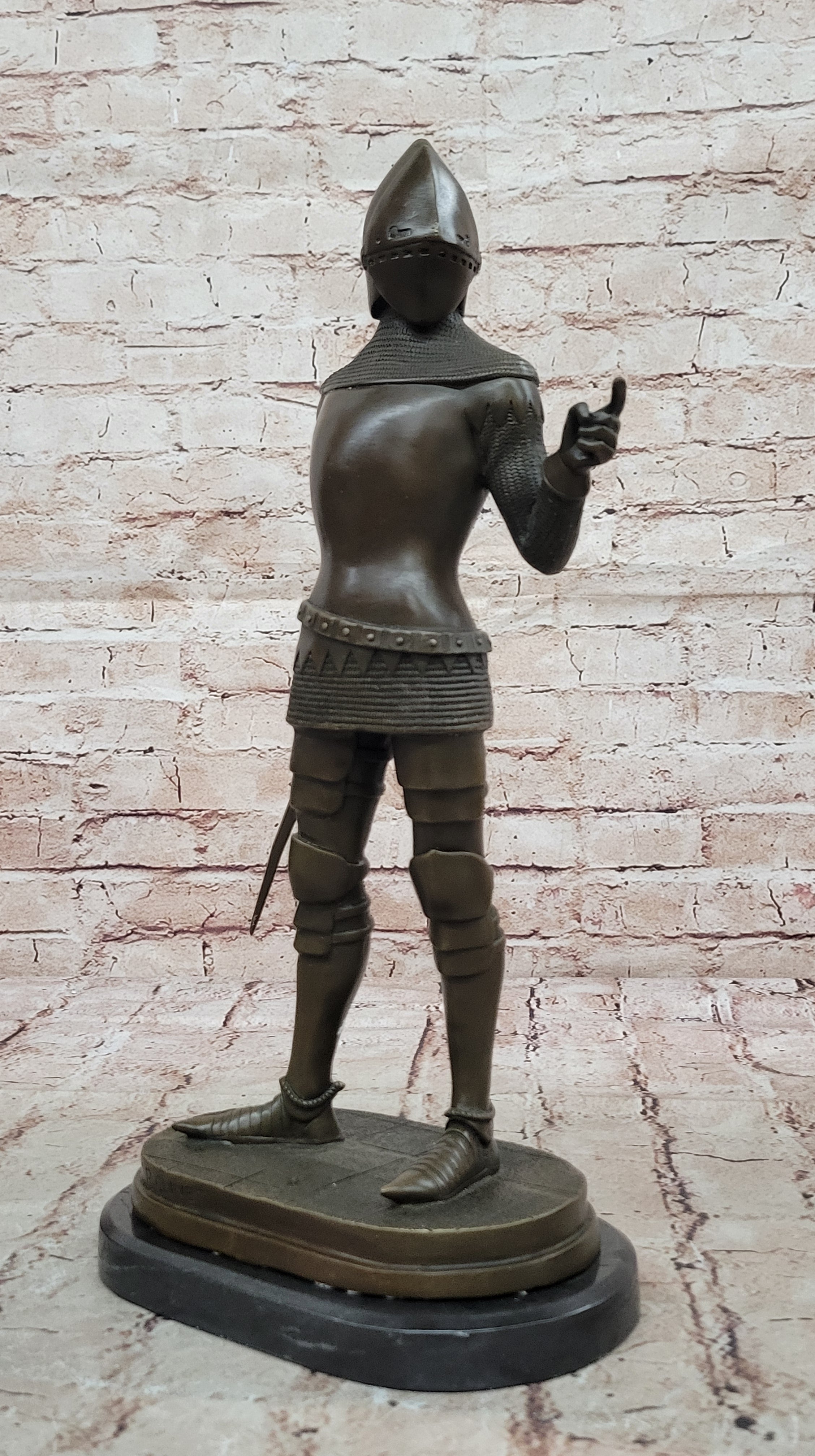 Hot Cast European Knight With Armor and Sword Bronze Sculpture Marble Figurine