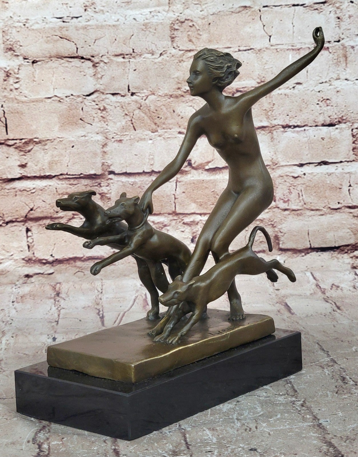 COLLECTIBLE BRONZE SCULPTURE STATUE Art Nouveau Signed Nude Diane The Hunter Art
