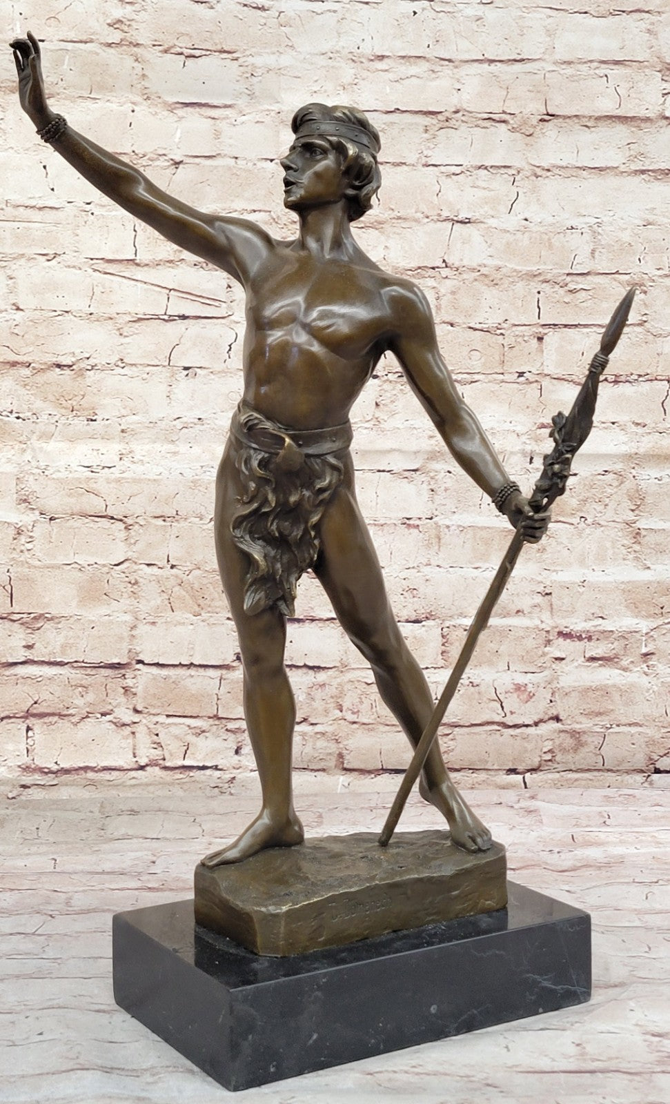 Buy Luis Domenech Vicente Bronze Sculpture – Le Messager de Paix, Handmade in Spain