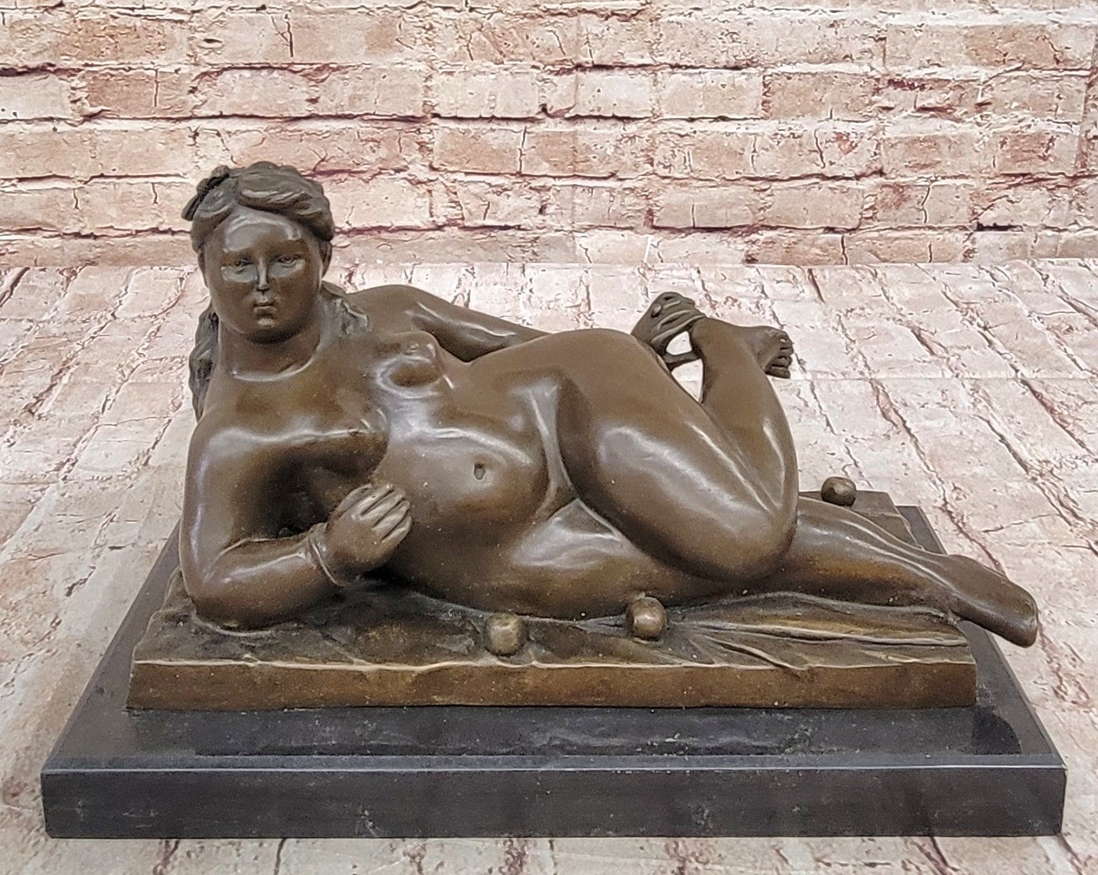 FERNANDO BOTERO BRONZE SCULPTURE CUBBY LADY LOST WAX METHODE FIGURINE FIGURE