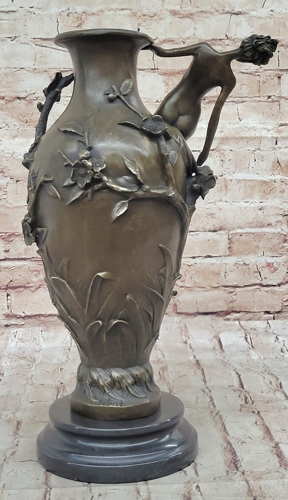 Vase Figurine Flower Art Deco Style Nouveau Style 100% Pure Bronze Centerpiece