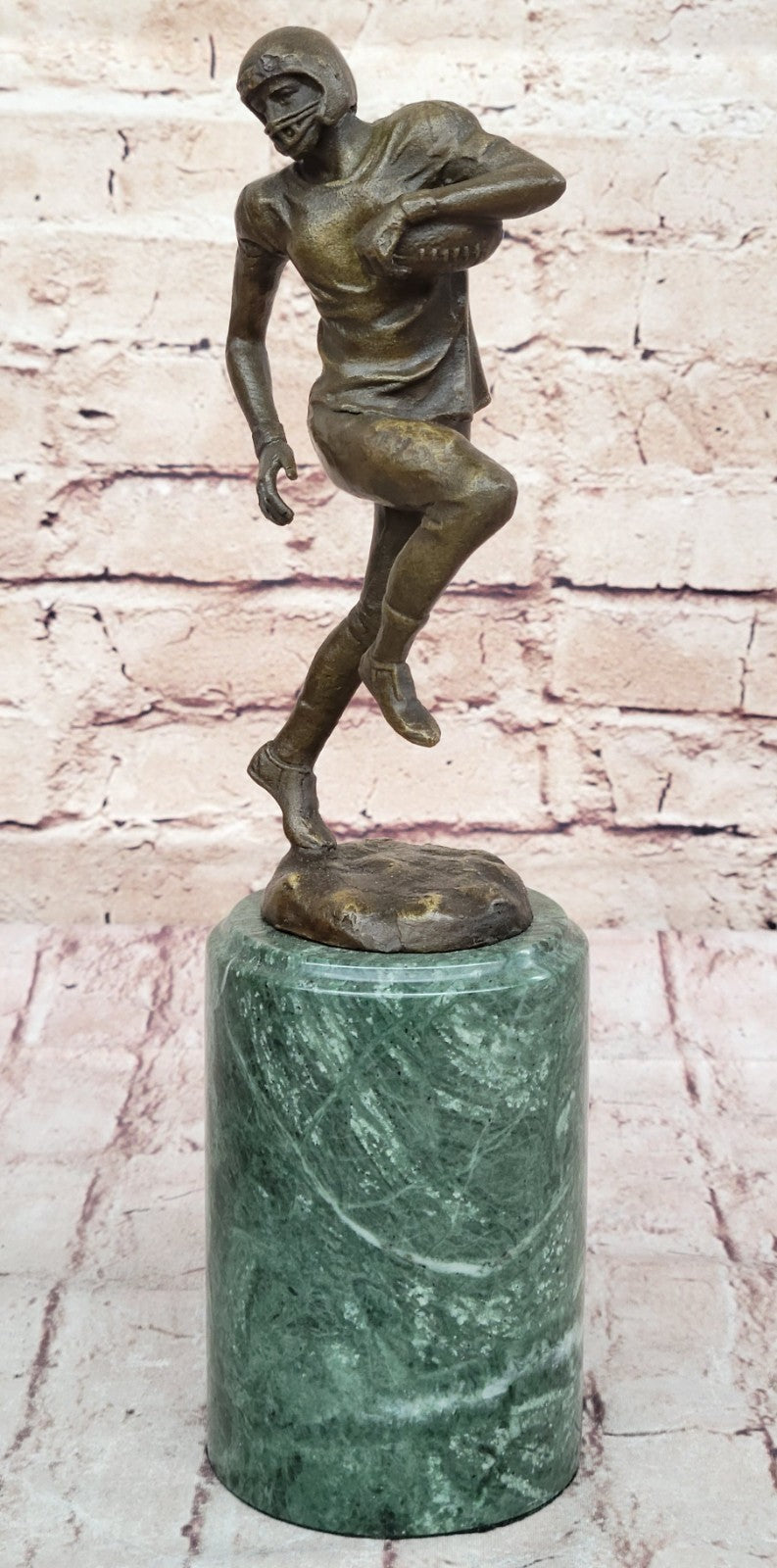 Bronze Sculpture Collectible Statue Sports 100% Football Player Hot Cast Décor
