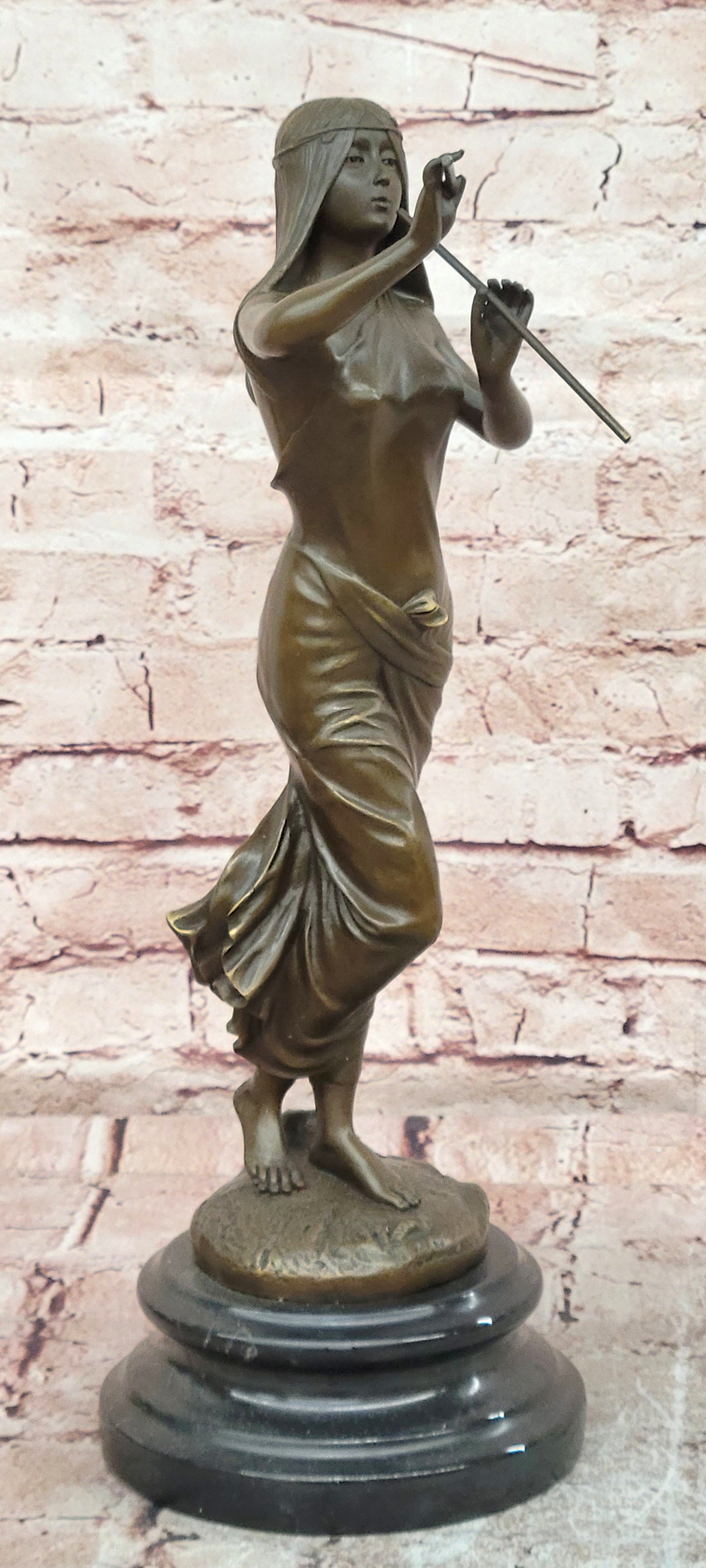 Bronze Native American Maiden Playing Flute Sculpture Hot Cast Collectible Art