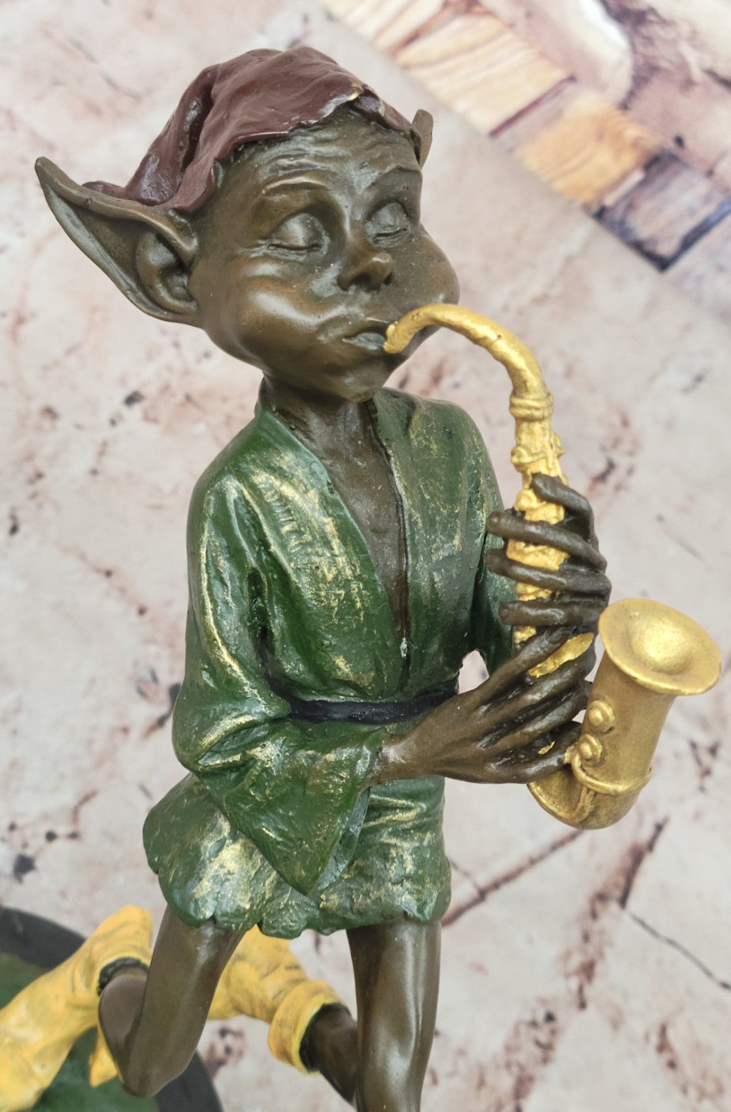 Juno`s Solid Bronze Music Lover Figurine - Collector`s Edition Artwork
