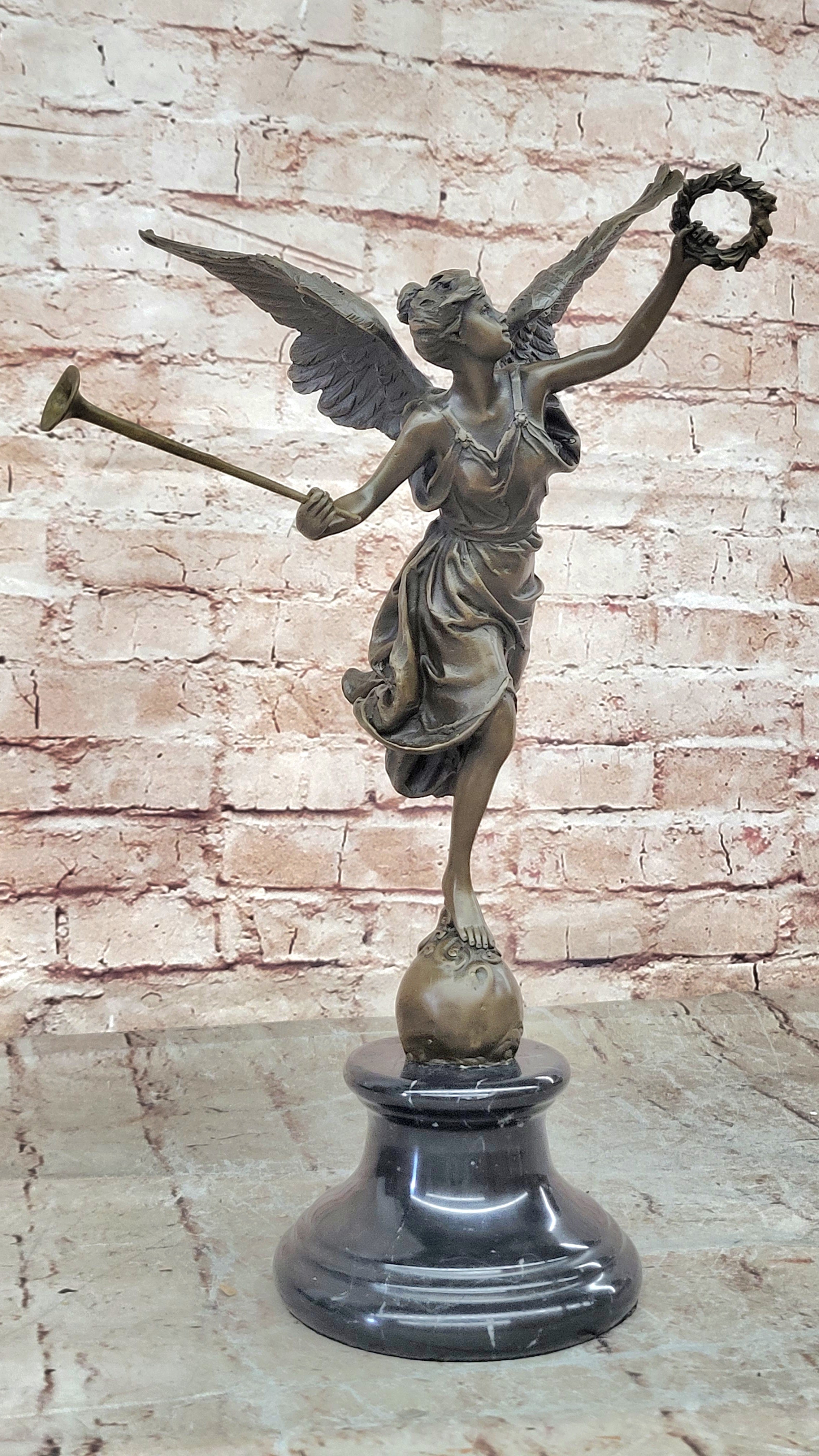 Fame Detroit Institute of Arts Museum Xmas Angel Genuine solid Bronze Figurine