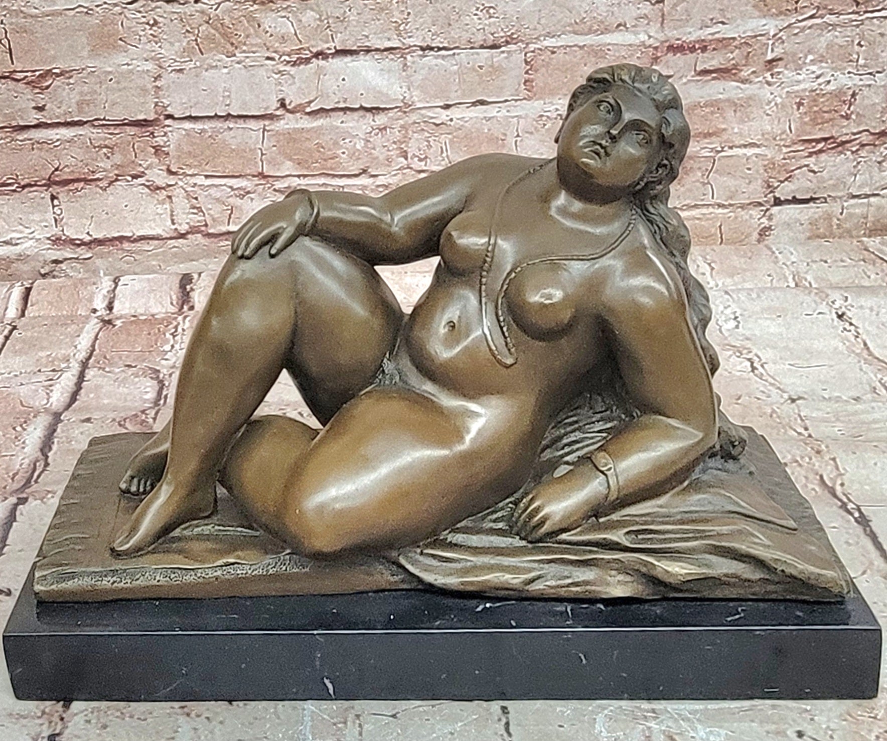Fernando Botero Bronze Nude Woman Sculpture La Playa Hot Cast Figurine