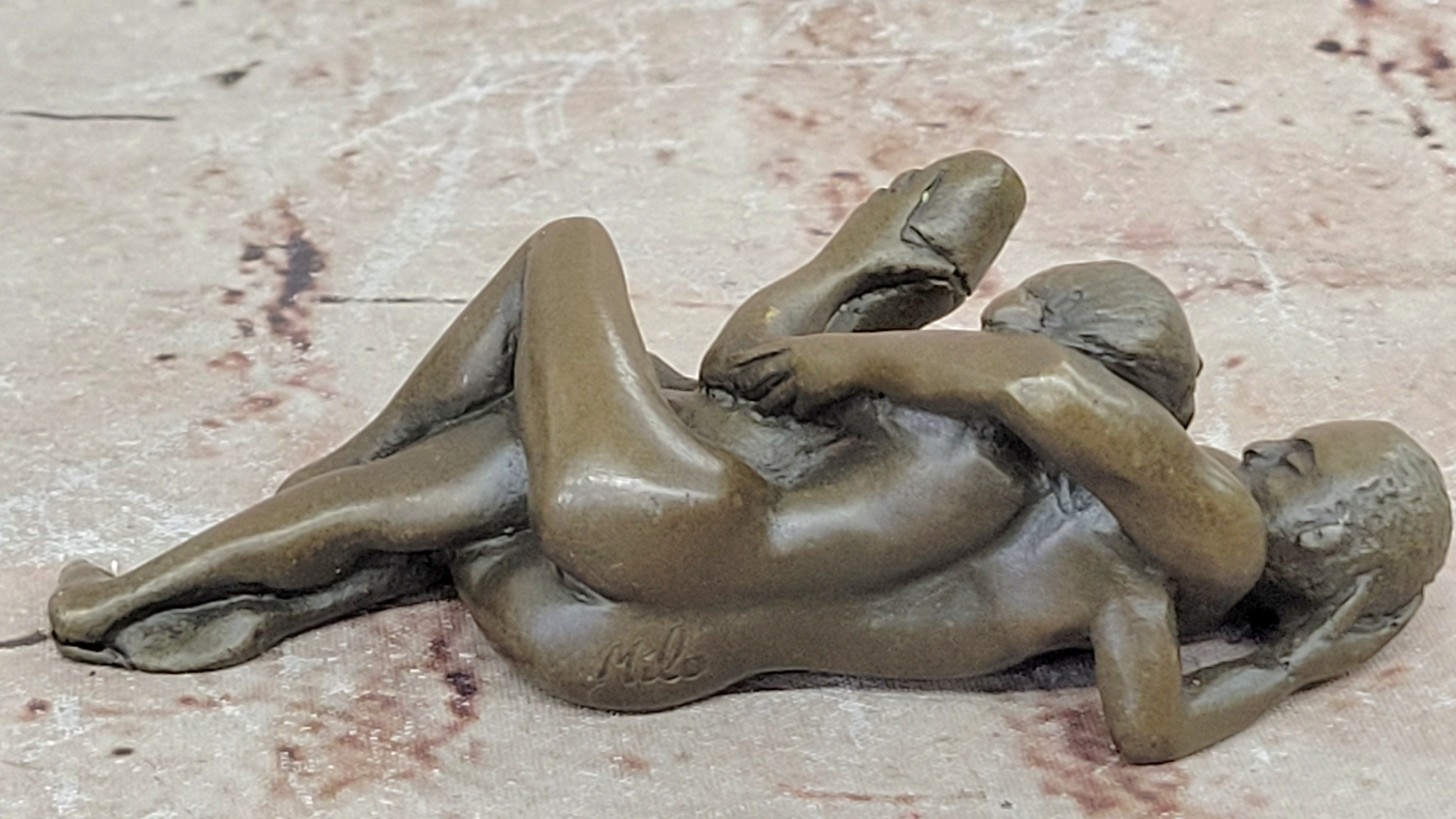 Man and Woman Making Sweet Love Bronze Sculpture Hand Made Deco Hot Cast