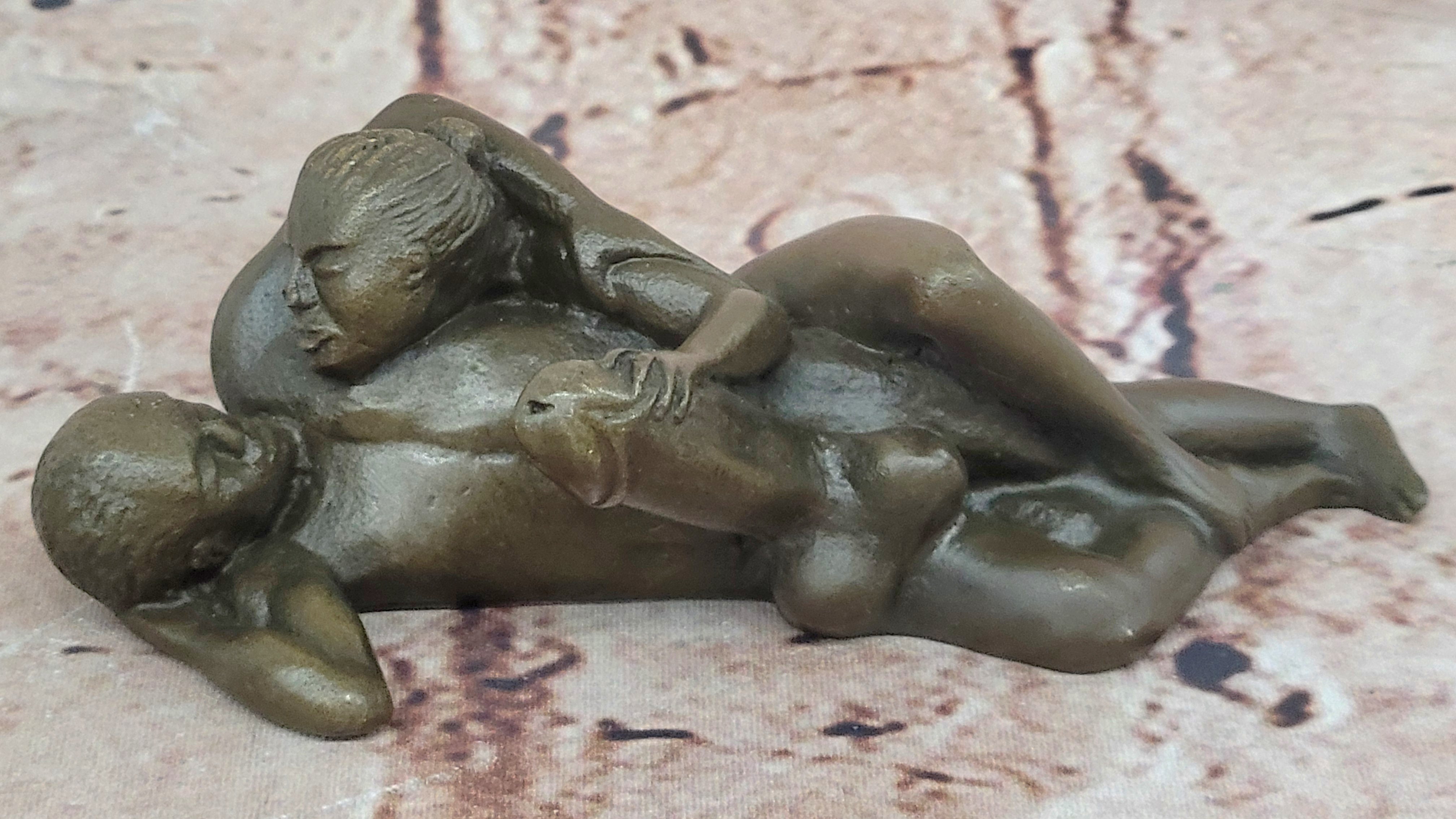 Man and Woman Making Sweet Love Bronze Sculpture Hand Made Deco Hot Cast