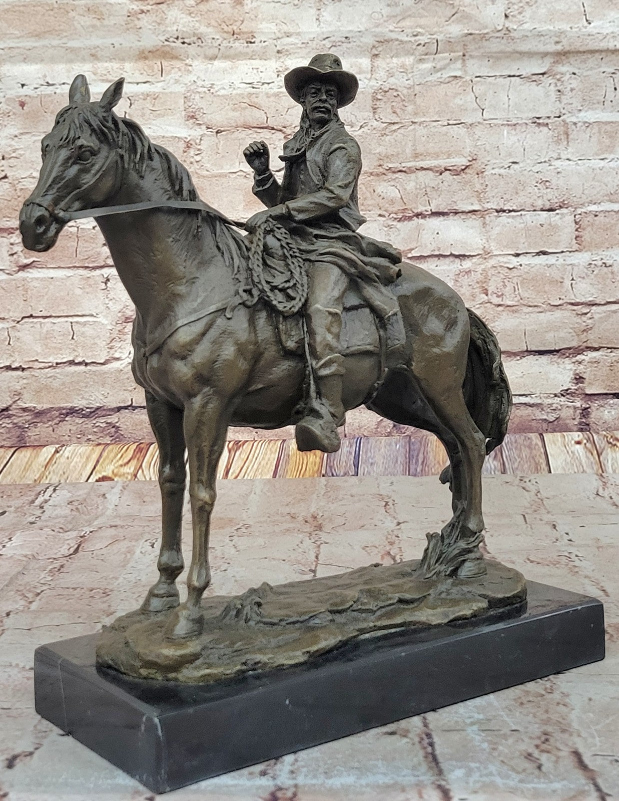 Handmade Bronze Remington Scout Statue - Western Art Collectible Figurine