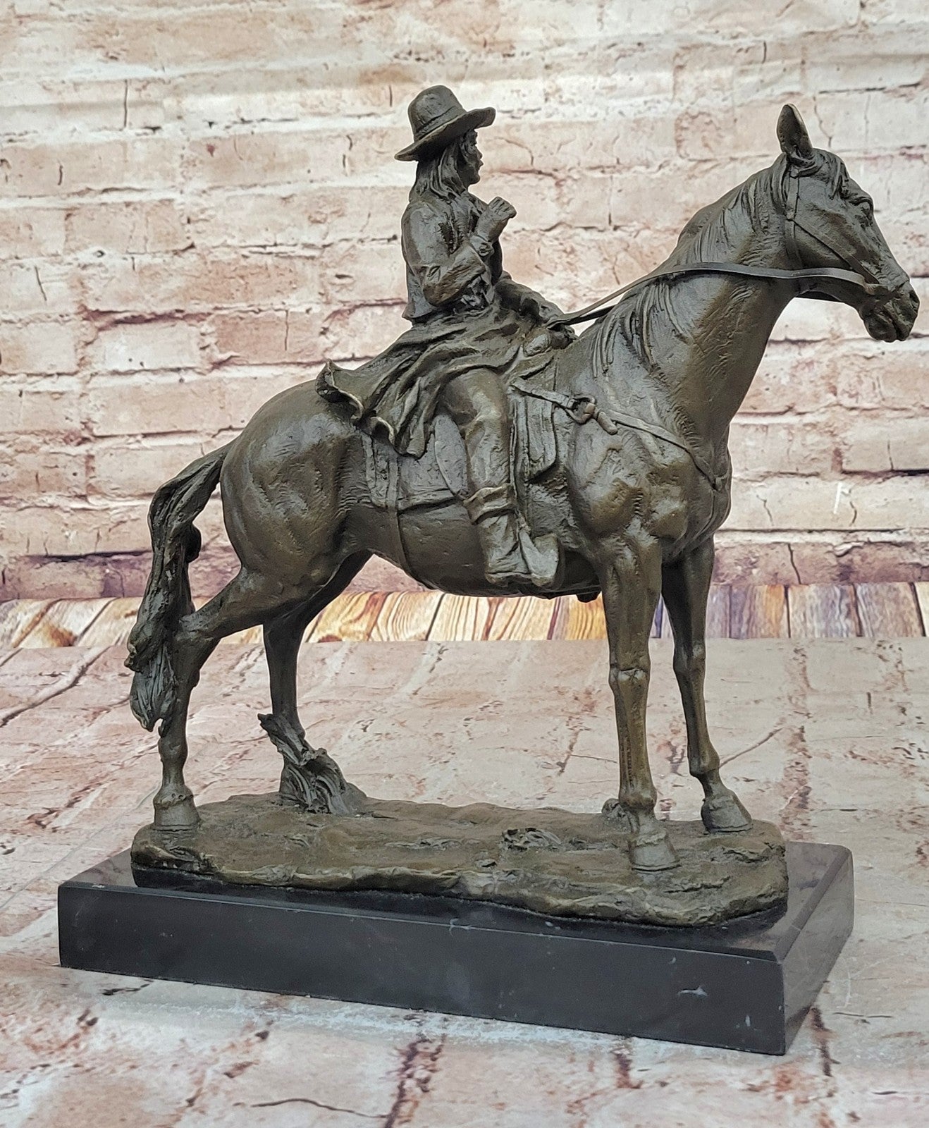 Handmade Bronze Remington Scout Statue - Western Art Collectible Figurine