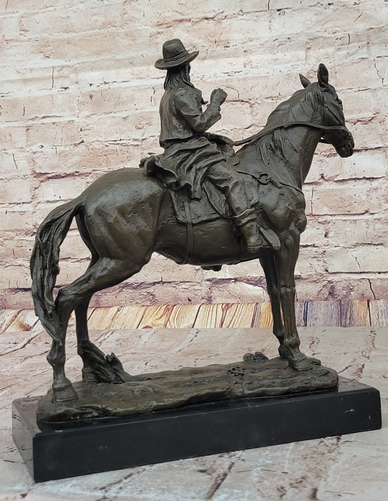 Handmade Bronze Remington Scout Statue - Western Art Collectible Figurine