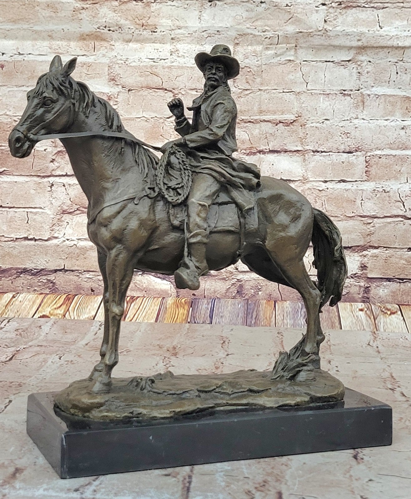 Handmade Bronze Remington Scout Statue - Western Art Collectible Figurine