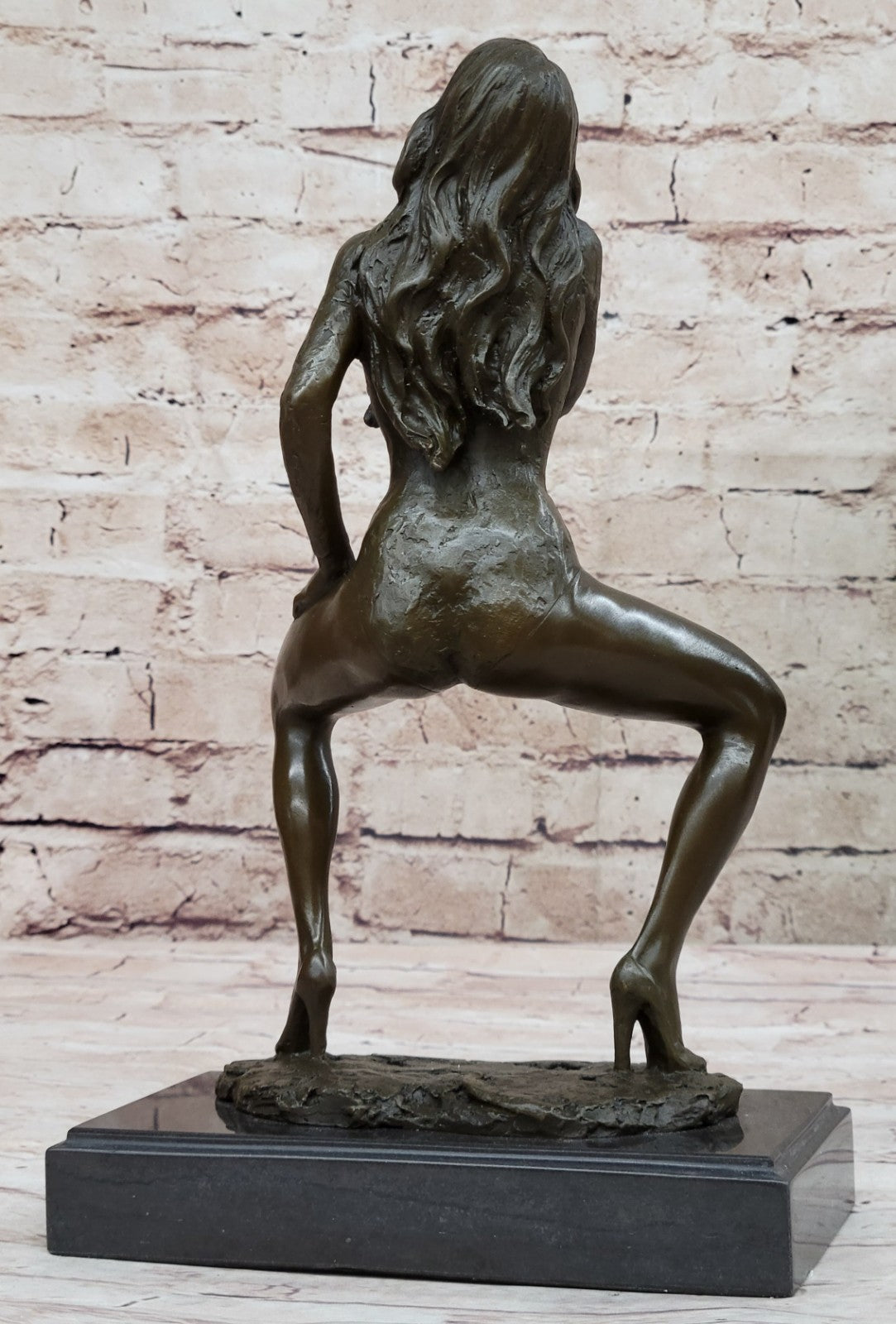 Nude Erotic Woman Walking a provocative Pose Bronze Belle Sculpture Statue
