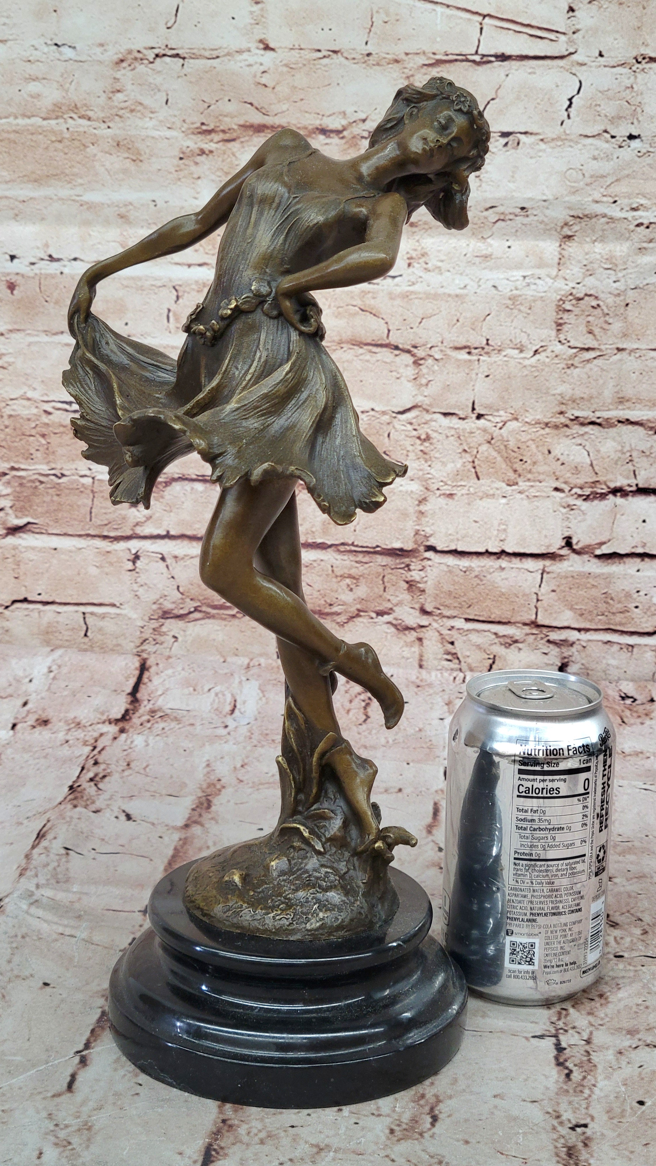 Signed Real Sexy Girl Posing 100% Bronze Sculpture Hot Cast Home Decoration Gift