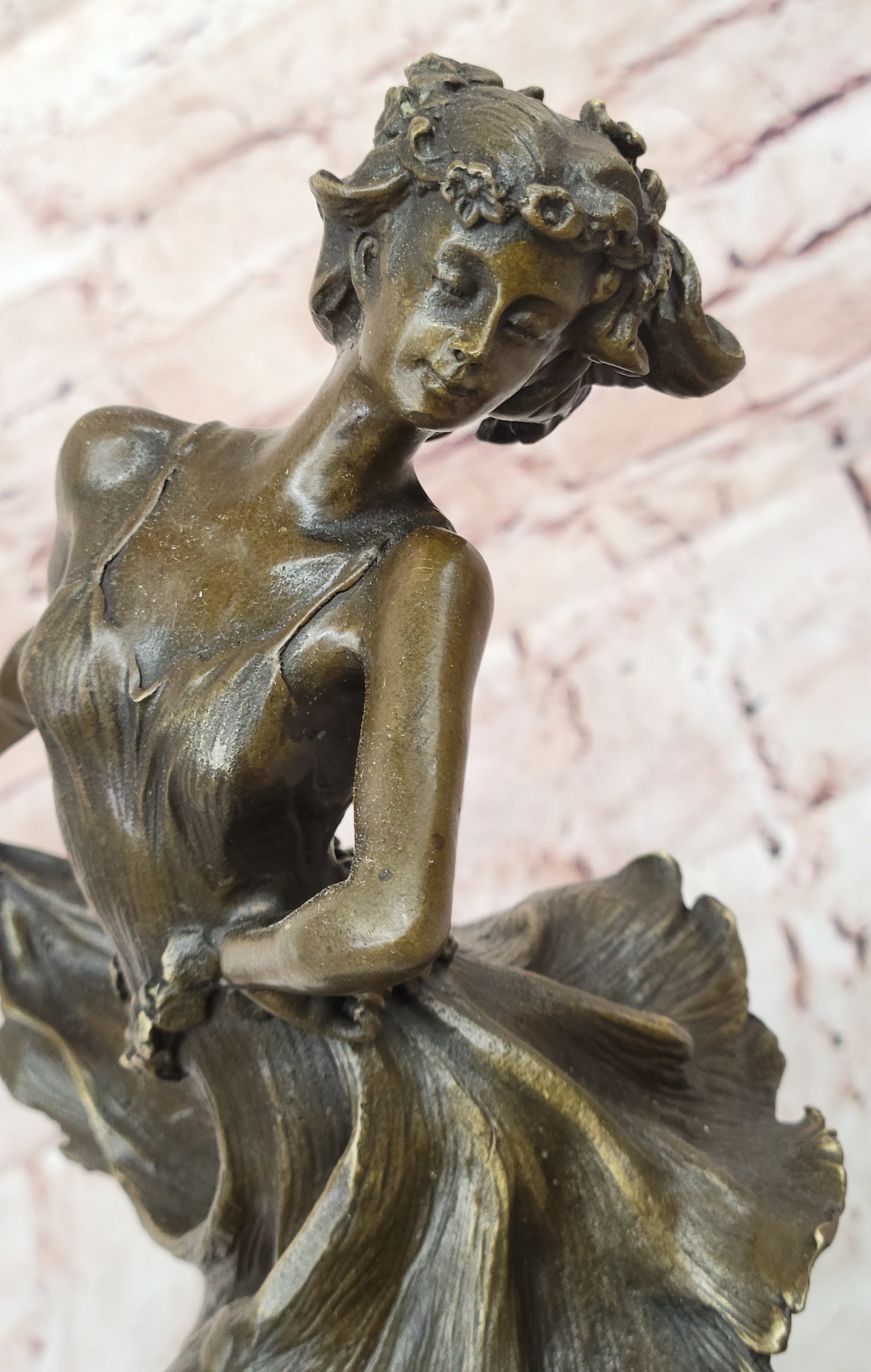 Signed Real Sexy Girl Posing 100% Bronze Sculpture Hot Cast Home Decoration Gift
