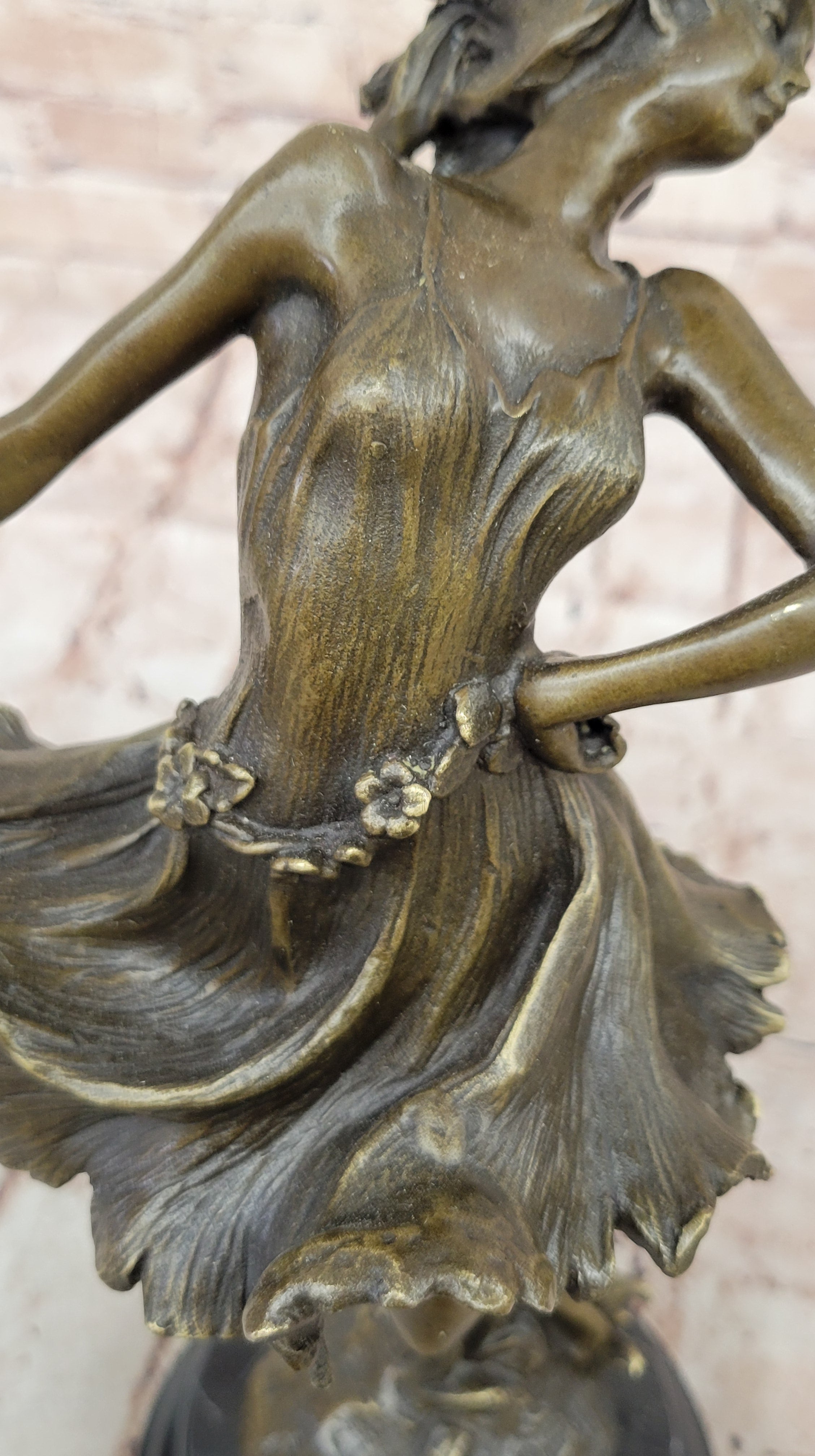 Signed Real Sexy Girl Posing 100% Bronze Sculpture Hot Cast Home Decoration Gift