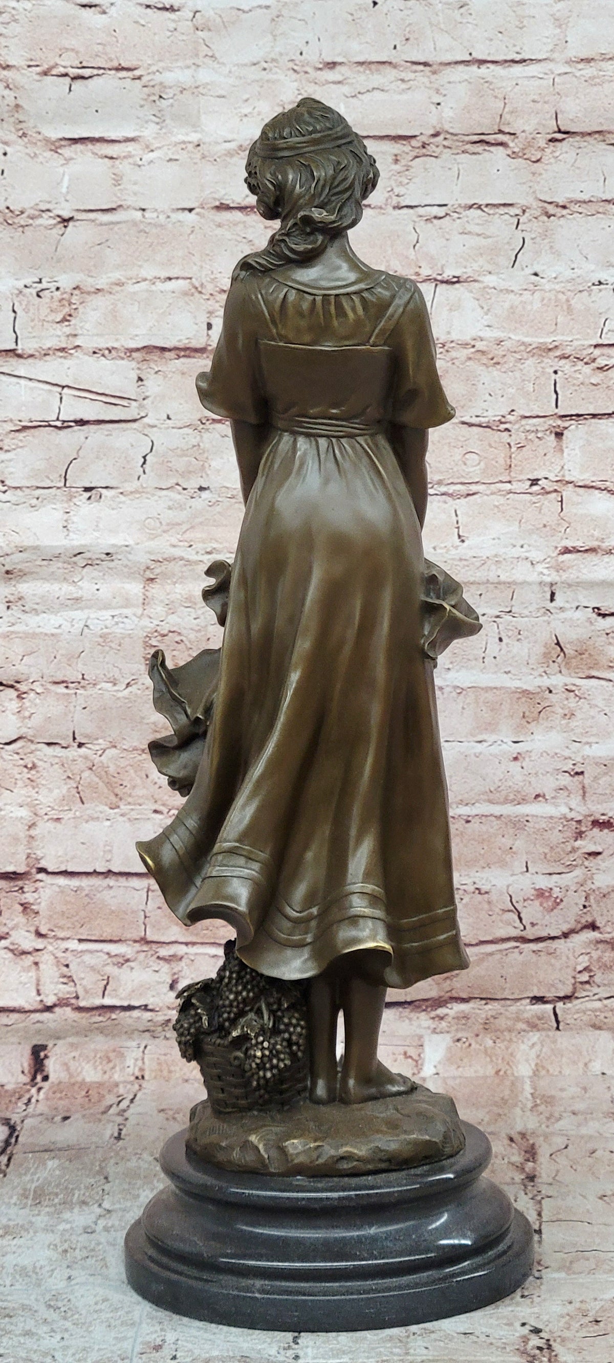 Bronze Harvest Maiden Sculpture Juno Grapes Figurine Classical Art Statue Decor