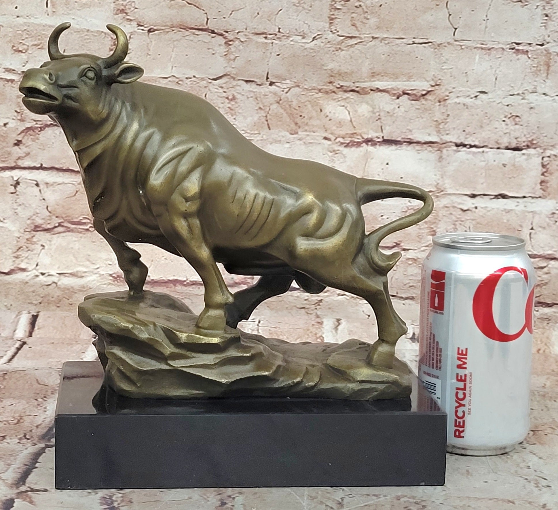 European Lost Wax Method Bronze Fengshui Bull Oxen Wealth Money Luck Sculpture